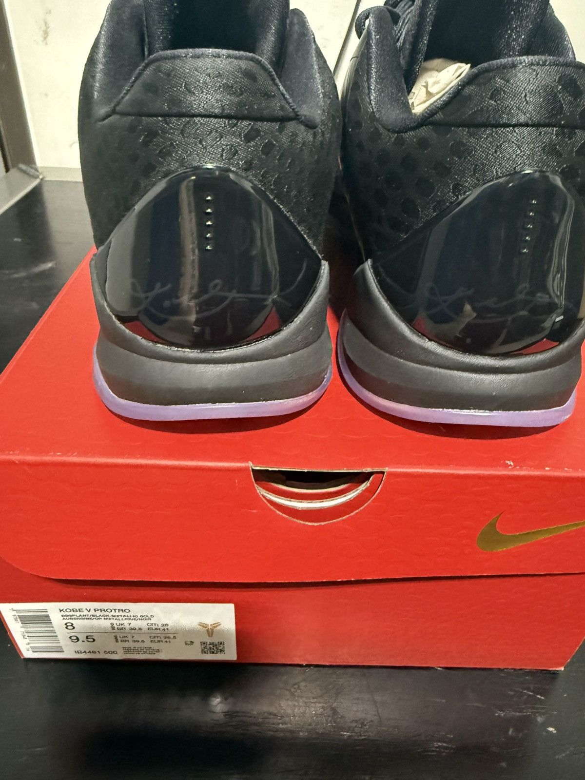 Nike NIKE KOBE V EGGPLANT / BLACK Size US 8 / EU 41 - 6 Thumbnail