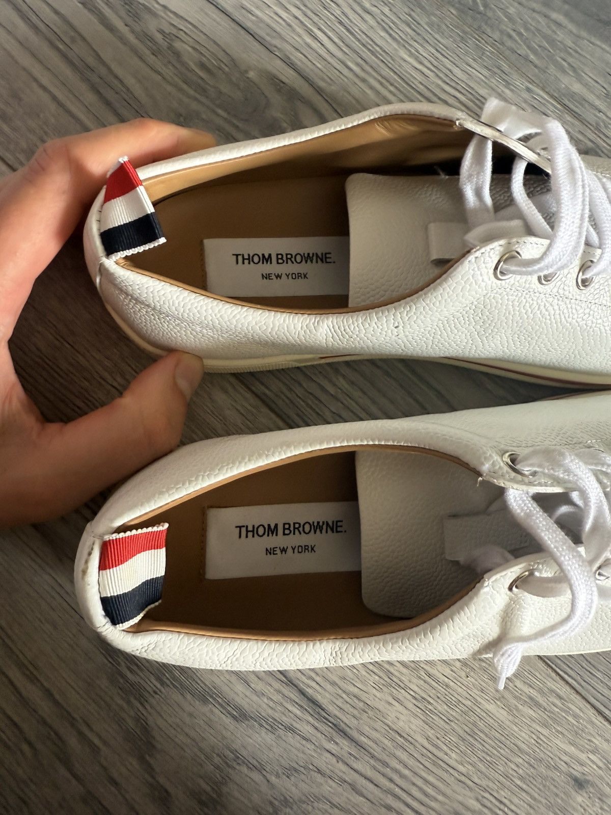 Thom Browne White Pebbled Leather Low-Top Sneakers Size US 7 / EU 40 - 14 Thumbnail