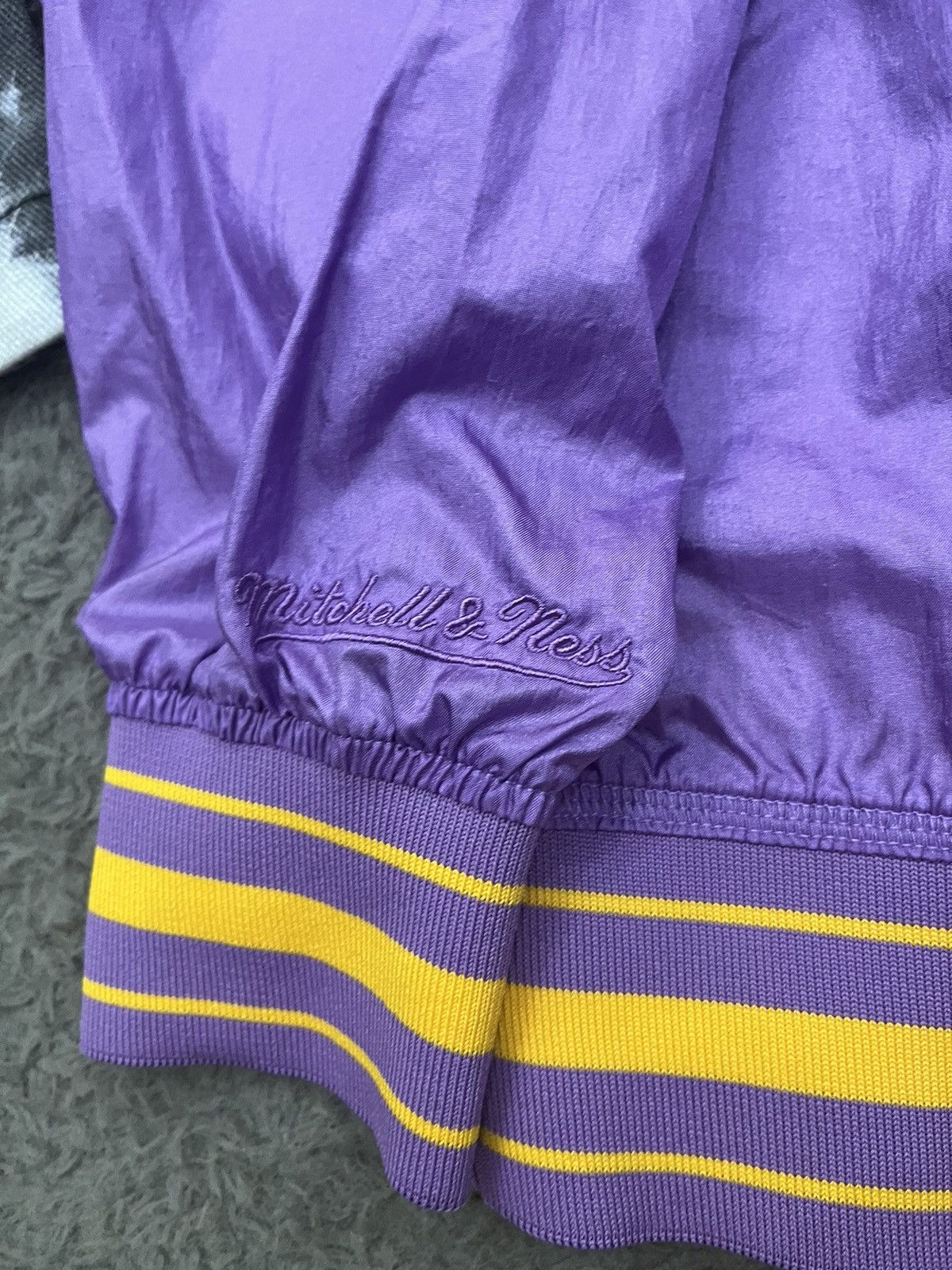 NBA × Vintage Jersey Lakers NBA Basketball 🏀 Vintage 90s athlete gym USA🇺🇸 Size L / US 10 / IT 46 - 3 Thumbnail