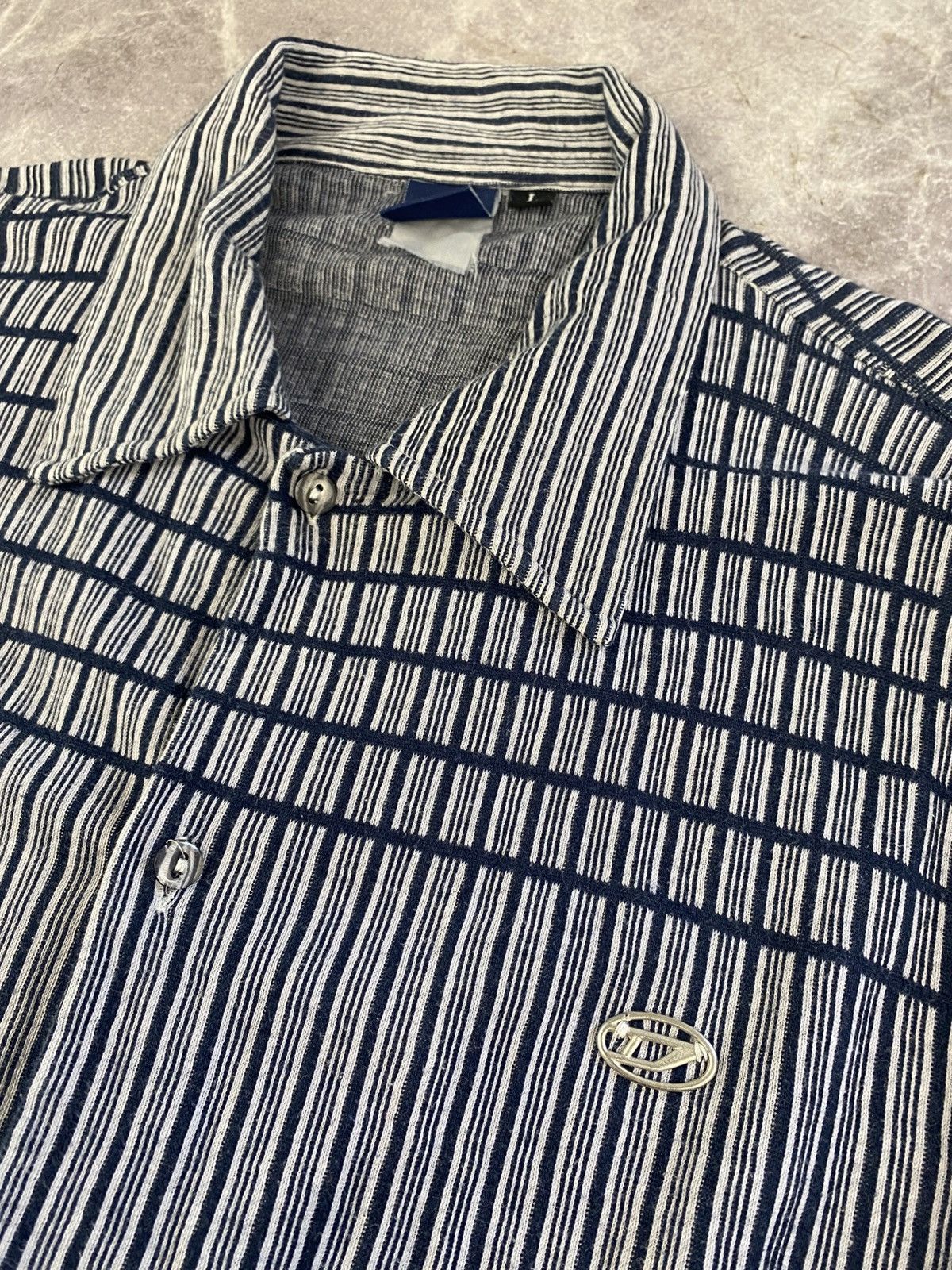 Diesel Diesel Metal Logo Short Sleeve Button Shirt Size: L Size US L / EU 52-54 / 3 - 1 Thumbnail