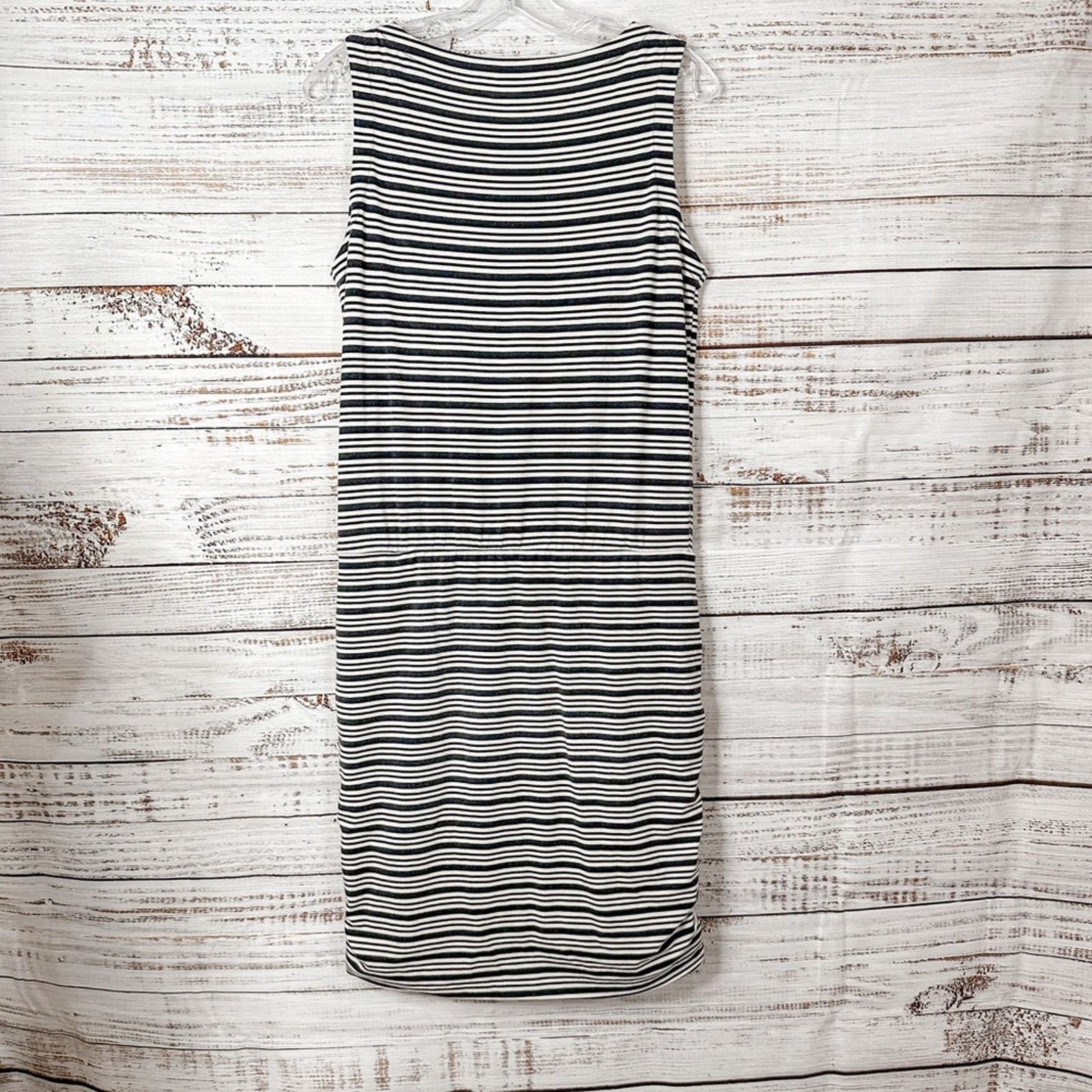 Athleta Athleta Tulip Striped Bodycon Dress, EUC, Medium, MSRP $108 Size M / US 6-8 / IT 42-44 - 7 Thumbnail
