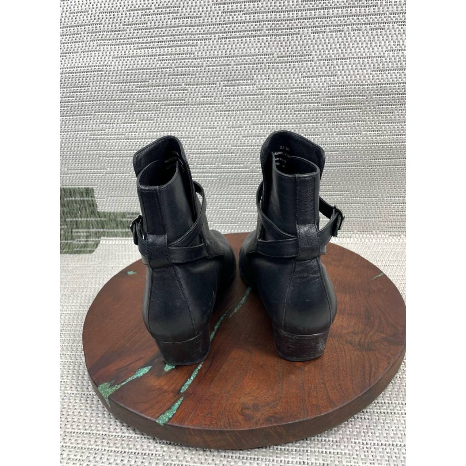 Thursday Boot Company VINTAGE Thursday Boot Company Boot Womens Brown Black Leather Ankle Round Toe Buckle 9.5 US Ladies Size US 8 / IT 38 - 6 Thumbnail