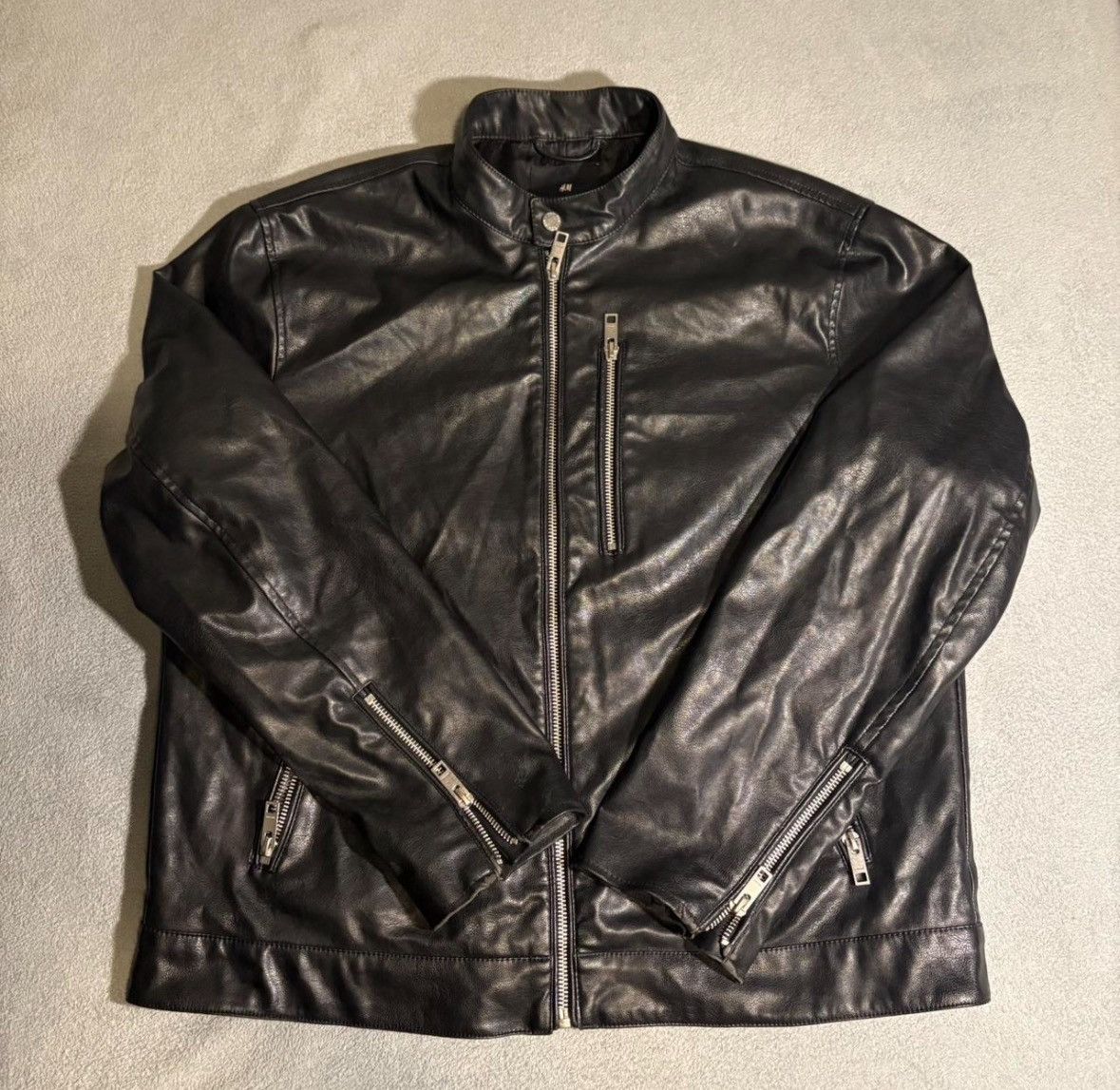 H&M H&M Vegan Leather Motorcycle Jacket US XL Size US XL / EU 56 / 4 - 1 Thumbnail