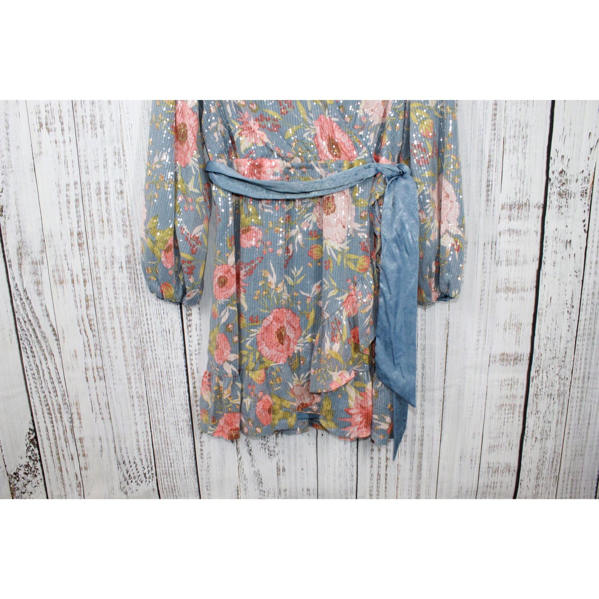 Lauren Conrad NEW LC Lauren Conrad Faux Wrap Fit & Flare Dress Sequin Size S / US 4 / IT 40 - 5 Thumbnail