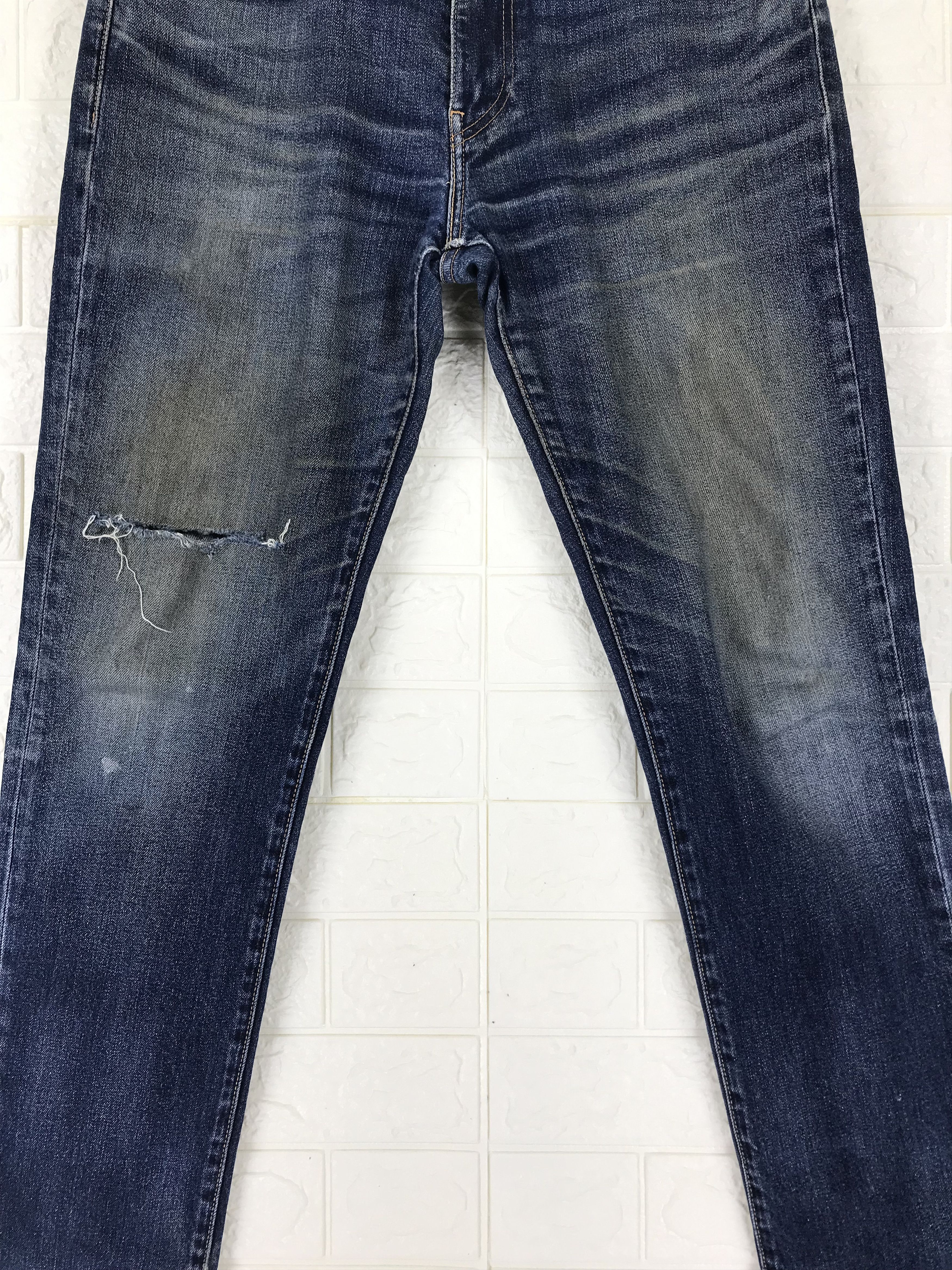 Levi's Vintage Levi's 511 Faded Blue Jeans Distressed Denim Size US 31 - 3 Thumbnail