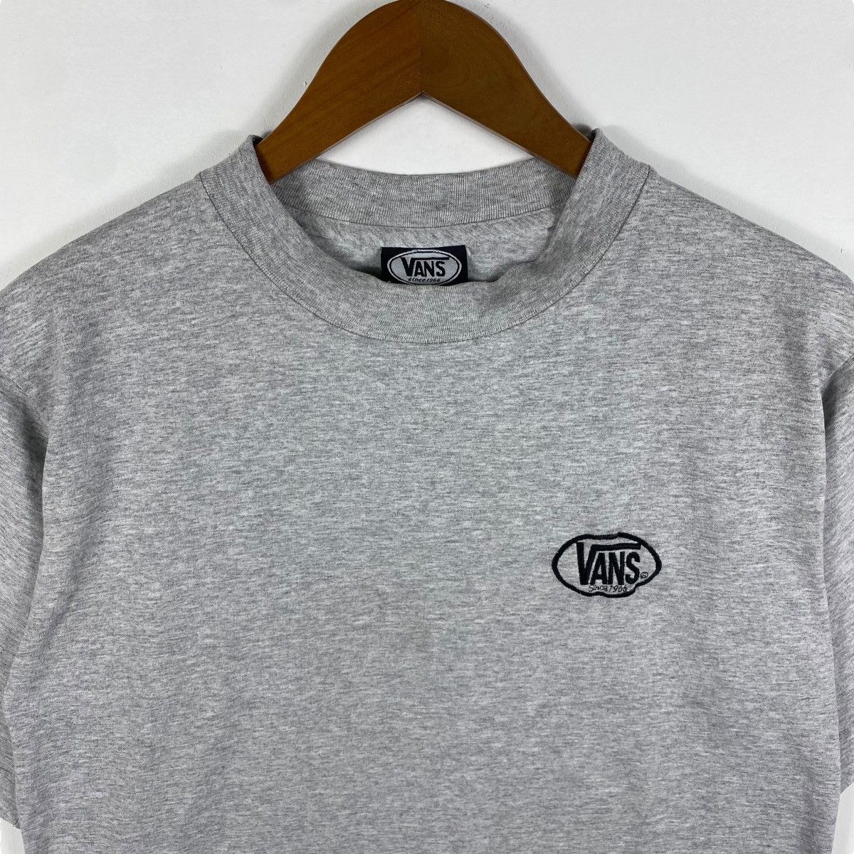 Vans × Vintage Vintage 90's VANS Small Embroidery Logo Skate Surf Tee Shirt Size US M / EU 48-50 / 2 - 2 Thumbnail
