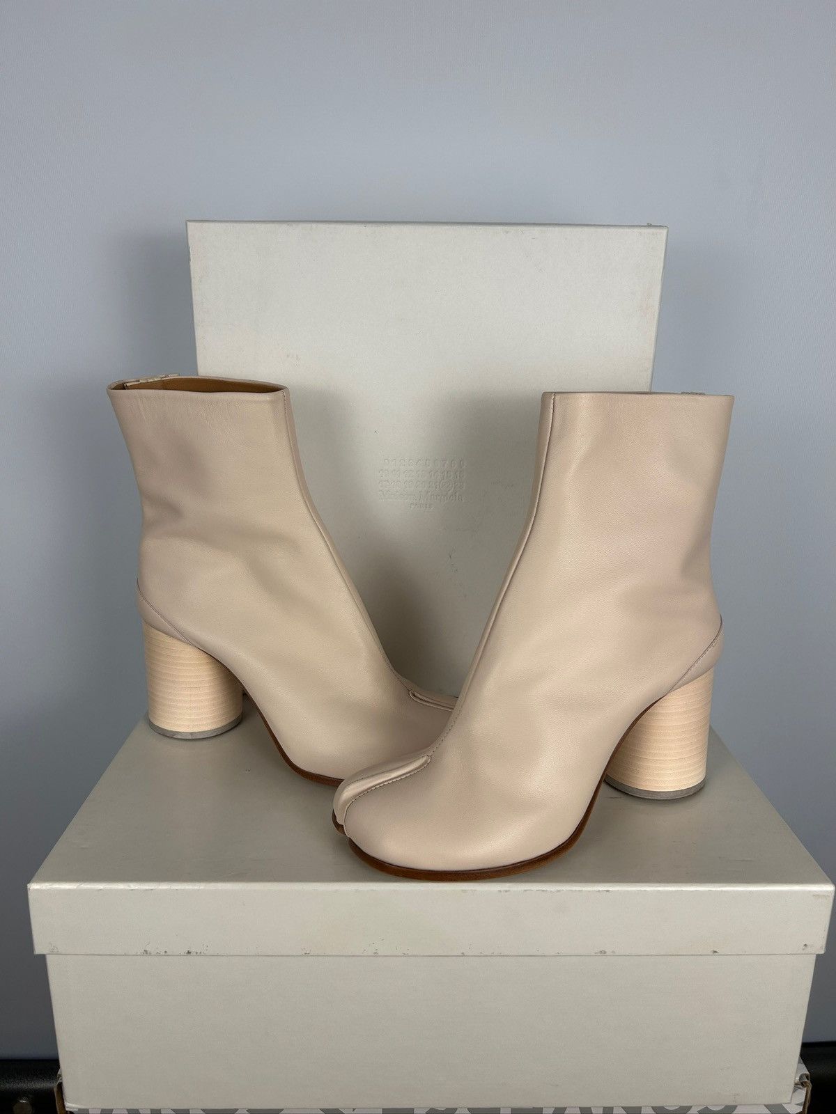 Maison Margiela Tabi Margiela Size US 7 / IT 37 - 2 Thumbnail