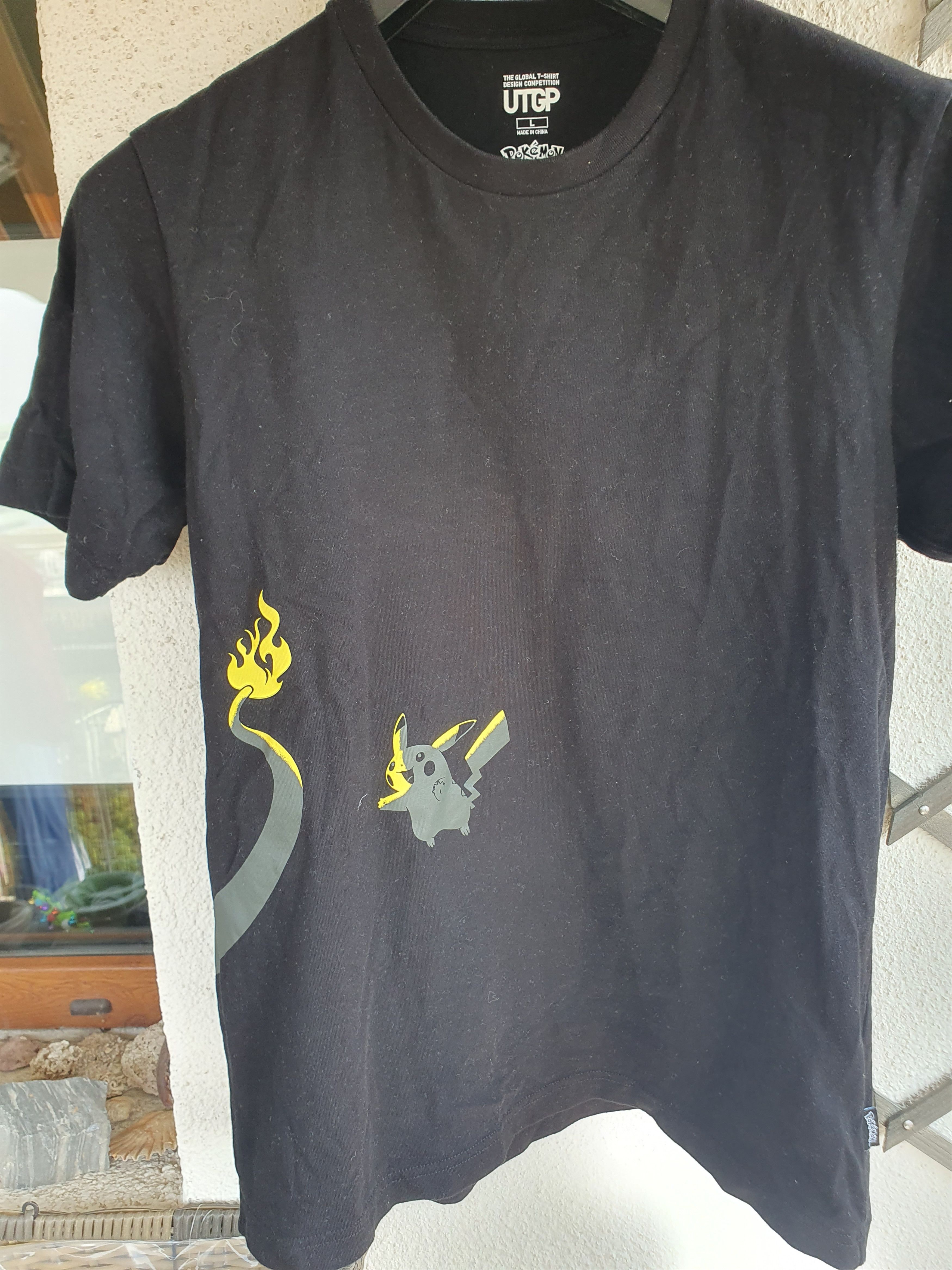 Pokemon × Uniqlo Uniqlo UTGP T-shirt Pikachu Charizard Pokemon GP 2019 L Size US L / EU 52-54 / 3 - 8 Thumbnail