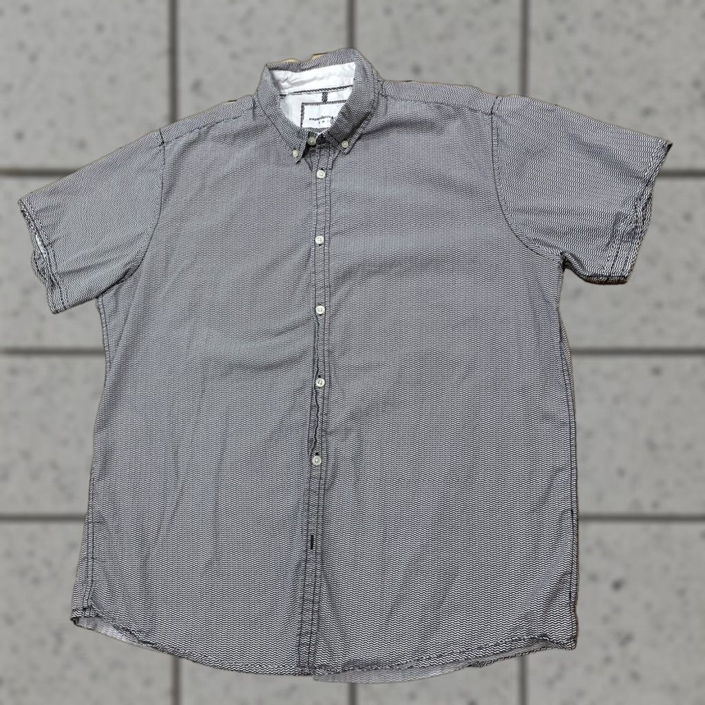 PD&C PD&C Paper Denim & Cloth Button Shirt Men XL Wave Print Preppy Oxford Shirt XL Gray/White Plaid Pattern Button-Up Casual/Workwear Mens XL Size US XL / EU 56 / 4 - 1 Thumbnail