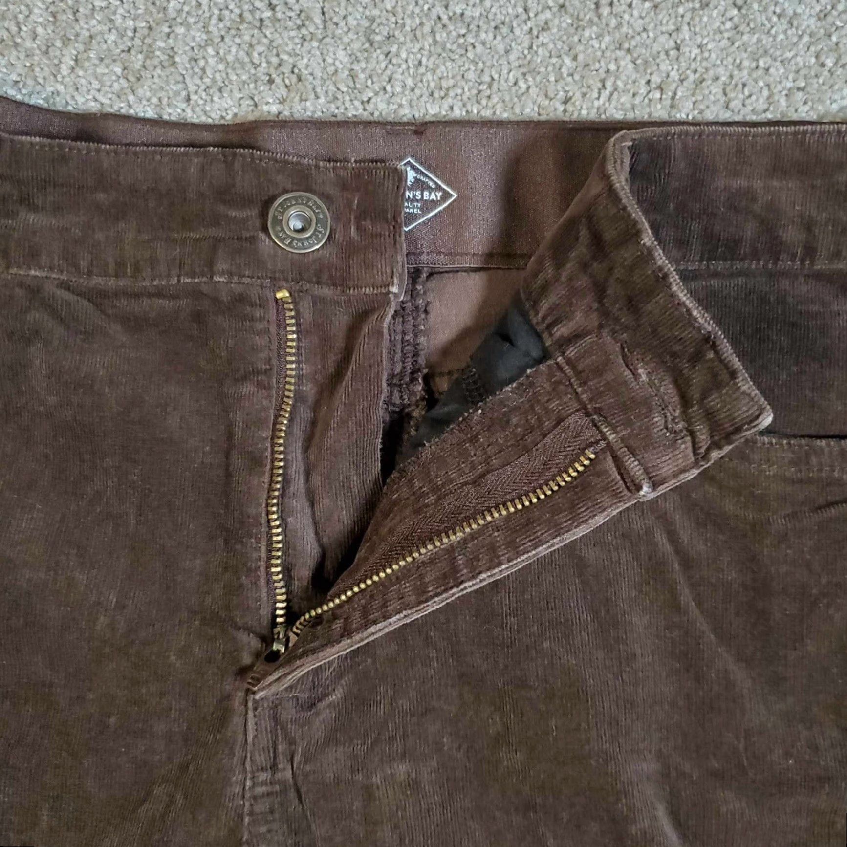 Vintage St. John's Bay Women's Corduroy Pants Brown 12 Casual Chino Flat Front Pocket Easy Care Size 34" / US 12 / IT 48 - 2 Thumbnail