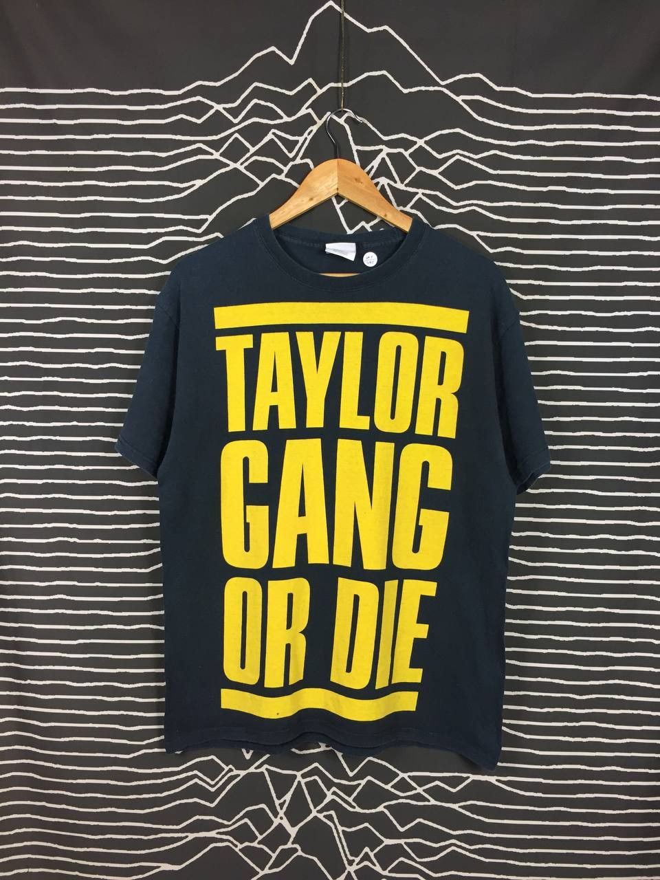 Band Tees Vtg Y2K Taylor Gang Or Die Wiz Khalifa Rap Tee Size US L / EU 52-54 / 3 - 1 Thumbnail