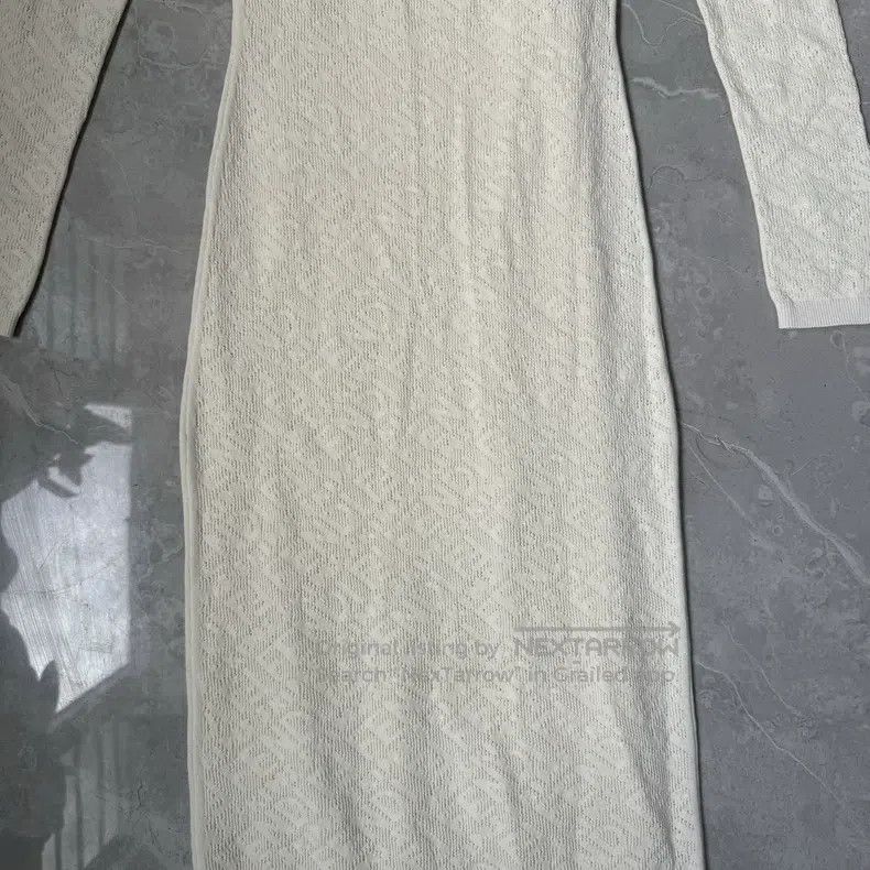 Fendi Fendi Printed Logo Knitted, Round Neck Long Sleeve, Beige Size S / US 4 / IT 40 - 7 Thumbnail