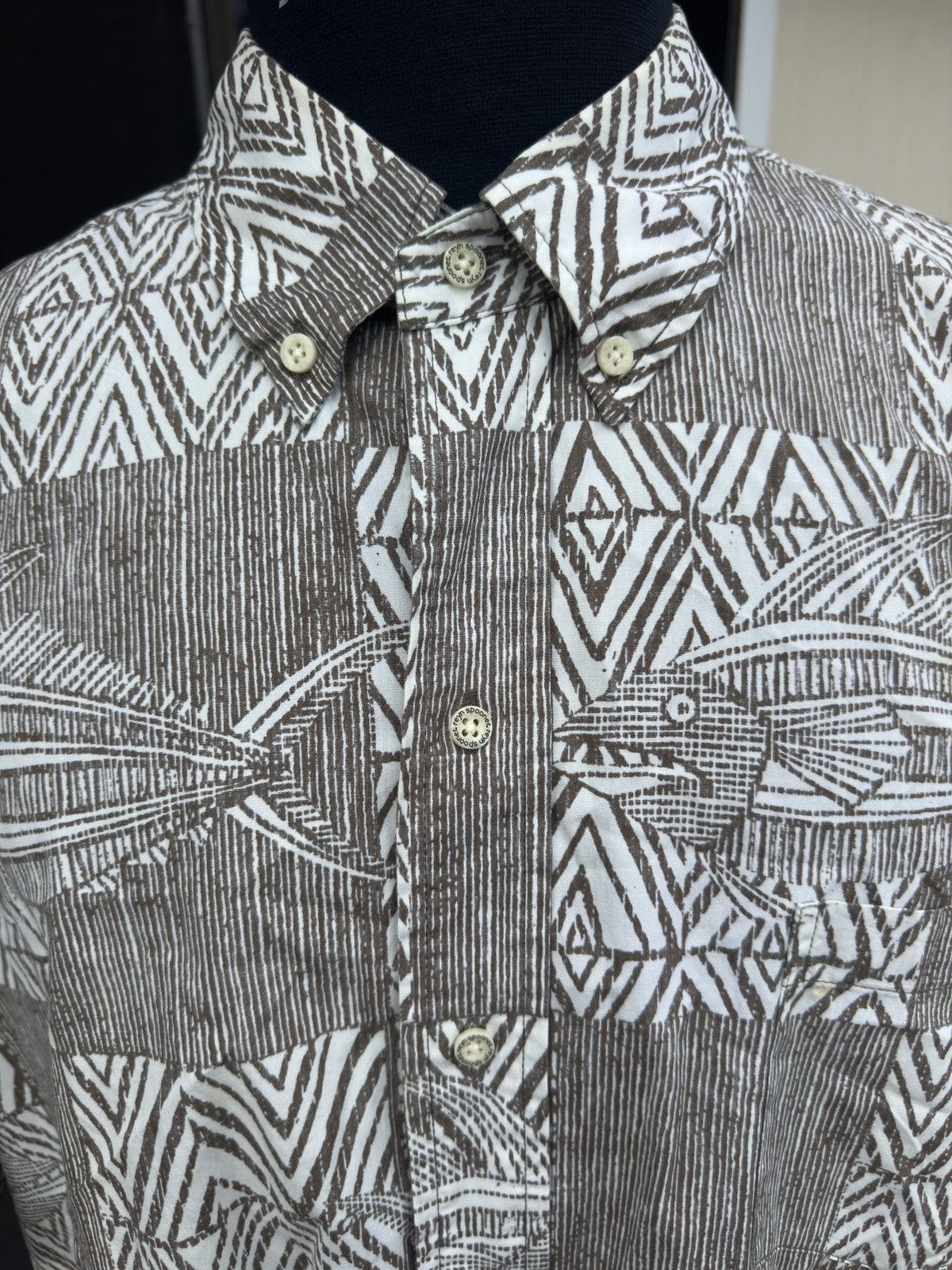 Reyn Spooner PreOwned Reyn Spooner Classic Fit Brown Full Button Men's XL Size US XL / EU 56 / 4 - 3 Thumbnail