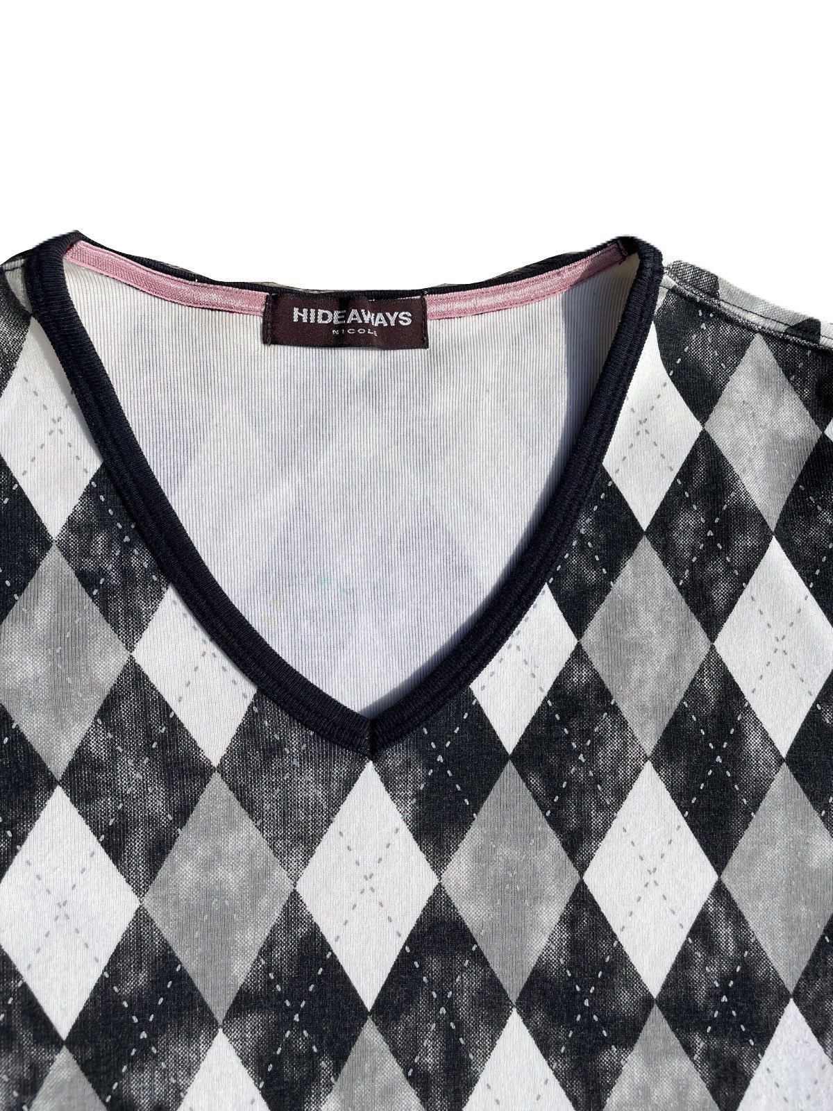 If Six Was Nine 2000s Japanese archive Vkei Argyle V-Neck Tee Gyaruo Size US XS / EU 42 / 0 - 5 Thumbnail