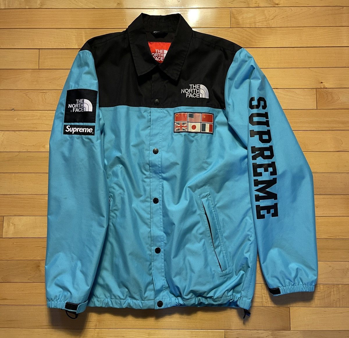 Supreme × The North Face Supreme x TNF Maps Jacket Blue Size US M / EU 48-50 / 2 - 3 Thumbnail