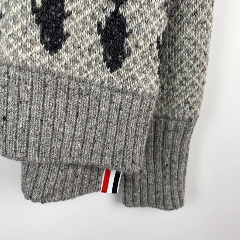 Thom Browne Thom Browne Gray logo jacquad V-neck single-breasted wool k Size US M / EU 48-50 / 2 - 4 Thumbnail
