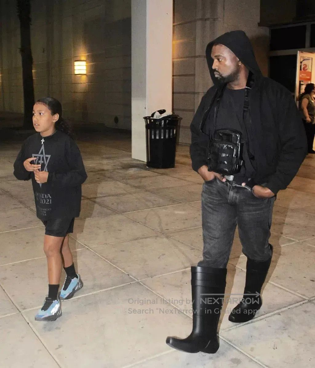 Balenciaga balenciaga rubber high rain boots. Size US 8 / EU 41 - 7 Thumbnail