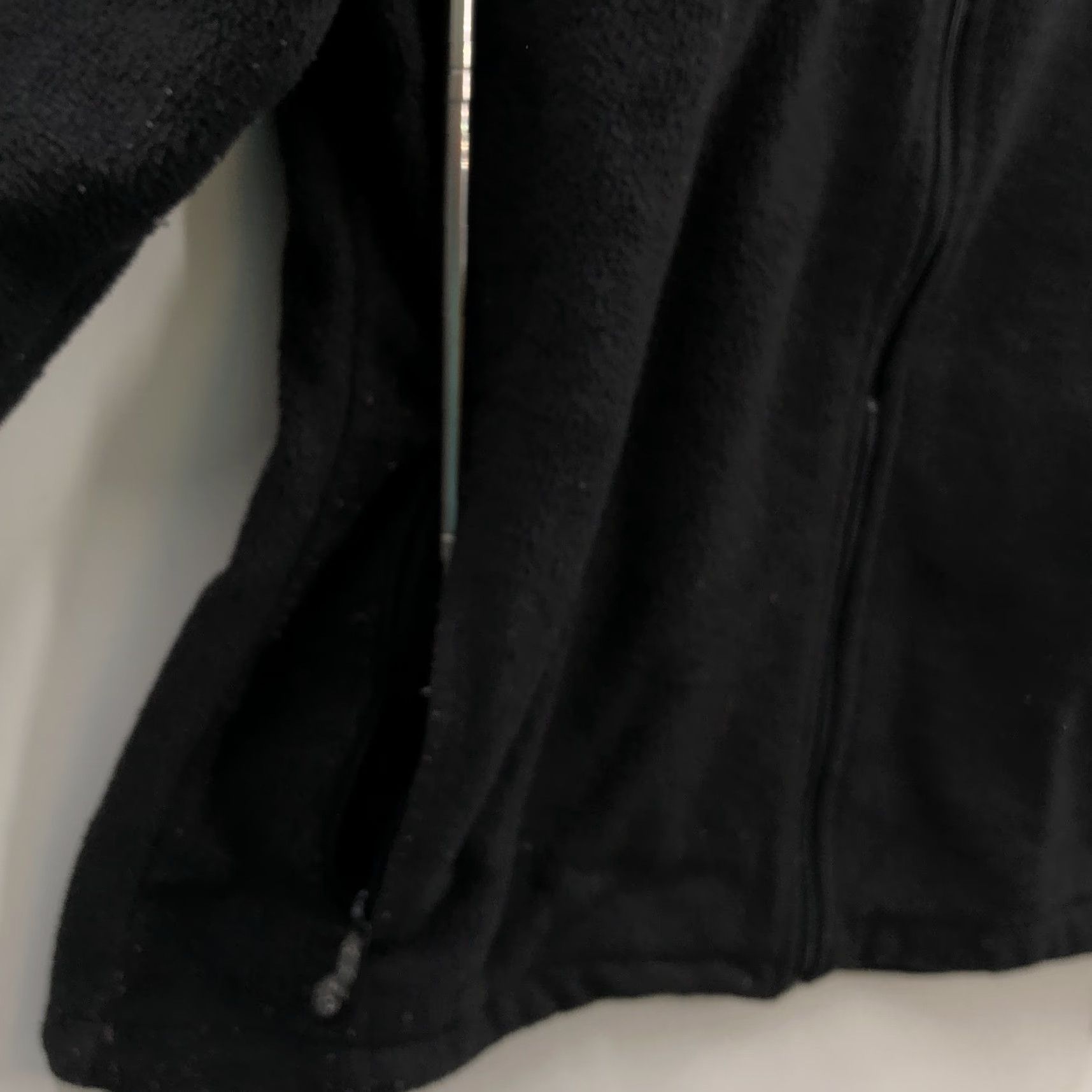 Vintage VINTAGE Columbia Jacket Women Black Fleece Long Sleeve Full Zip Pockets Size M Size M / US 6-8 / IT 42-44 - 4 Thumbnail