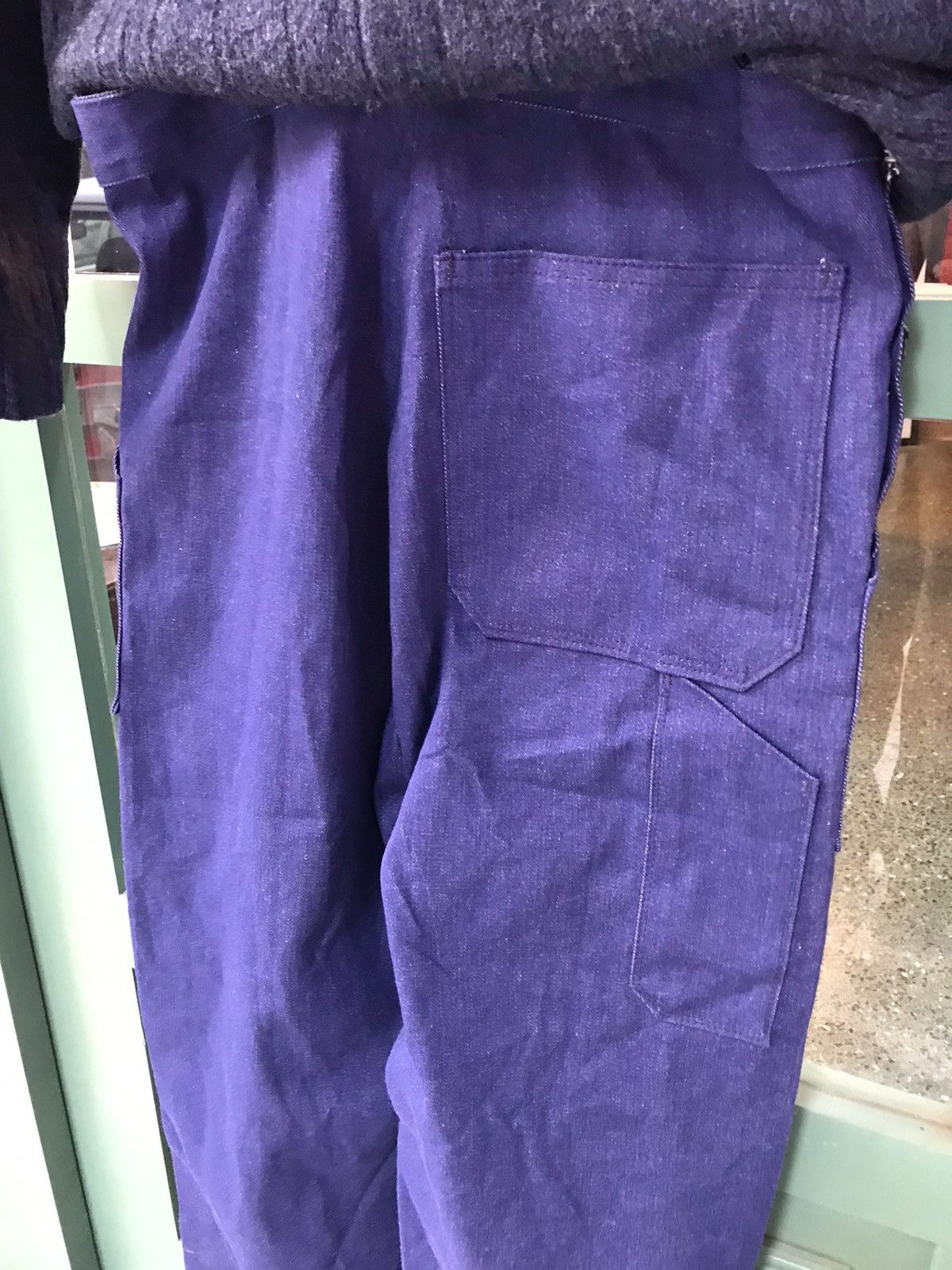 Other NWT VINTAGE RAW DENIM CHORE DUNGAREE BIB, prestine condition Size US 31 - 7 Thumbnail