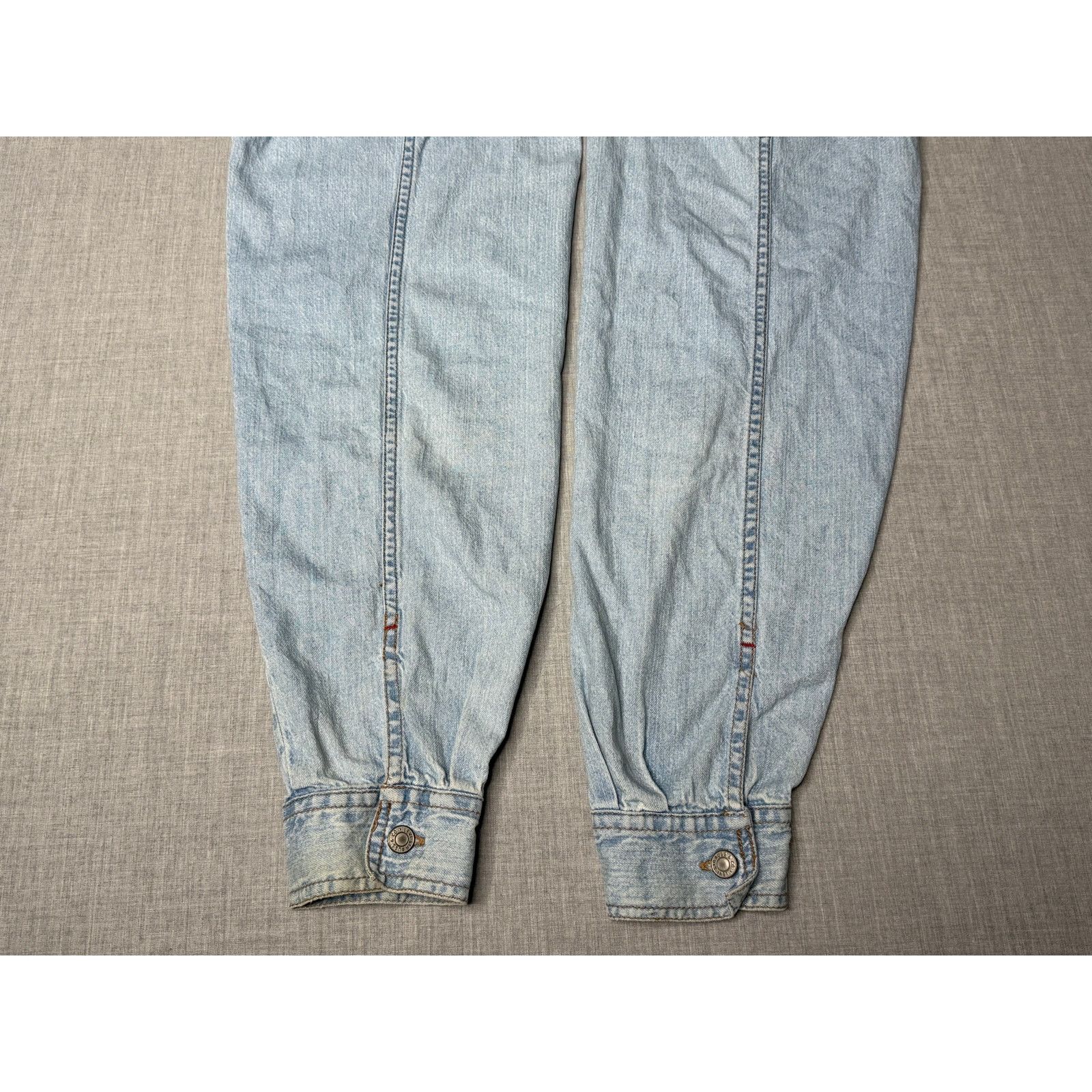 Levi's Vintage Levi’s Red Tab Button Up Denim Jean Shirt Medium Size US M / EU 48-50 / 2 - 6 Thumbnail