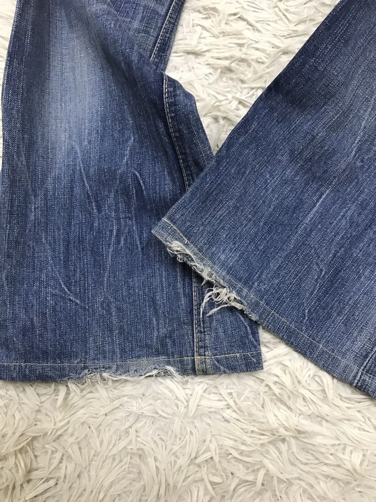 Edwin Vintage Edwin Lot 503 Bluetrip Distressed Design Flare Jeans Size US 30 / EU 46 - 11 Thumbnail