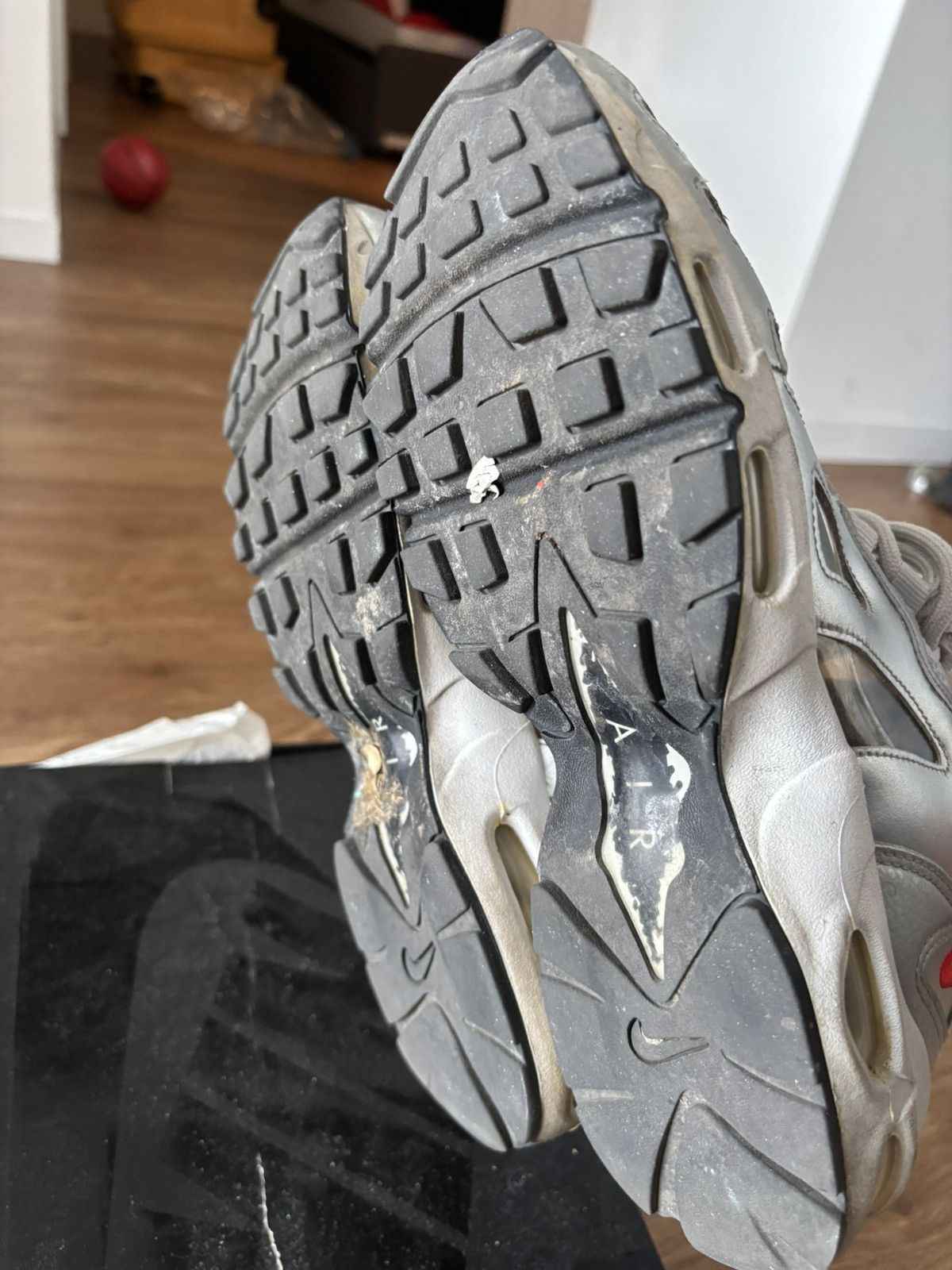 Nike × Supreme Supreme Nike Air Max 96 (Silver Bullet) Size US 9.5 / EU 42-43 - 5 Thumbnail