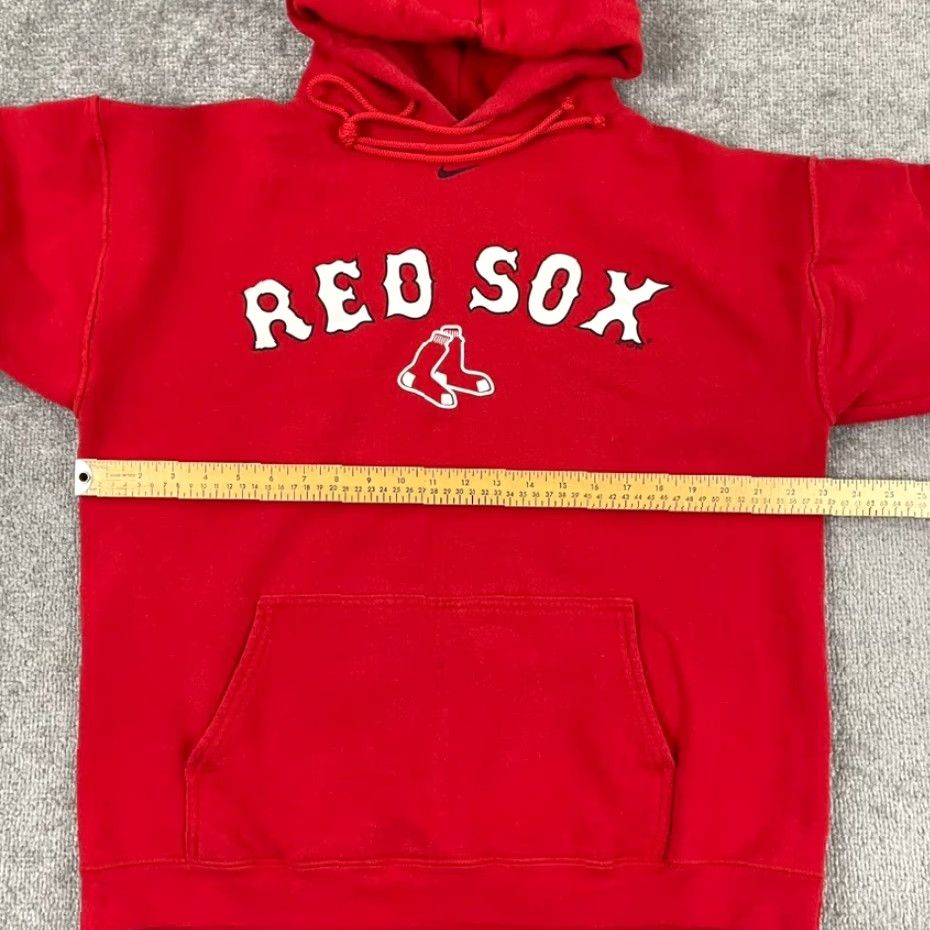 Nike VINTAGE Nike Boston Red Sox Hoodie Mens Large Red Center Swoosh Sweatshirt Size US L / EU 52-54 / 3 - 5 Thumbnail