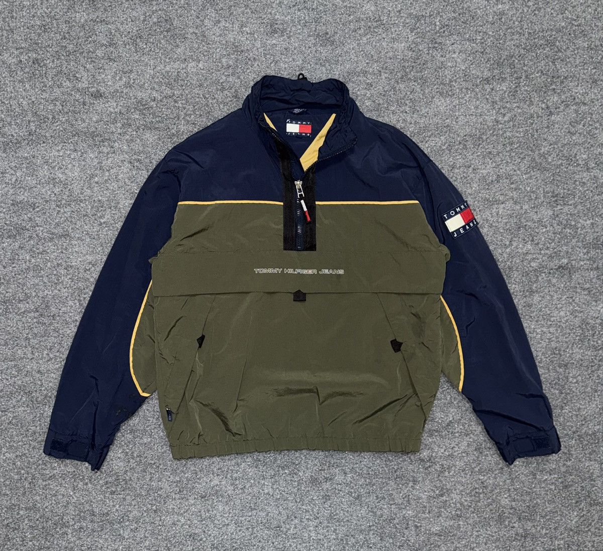 Tommy Hilfiger Vintage Tommy Hilfiger Jeans Pullover Windbreaker M Size US M / EU 48-50 / 2 - 1 Thumbnail