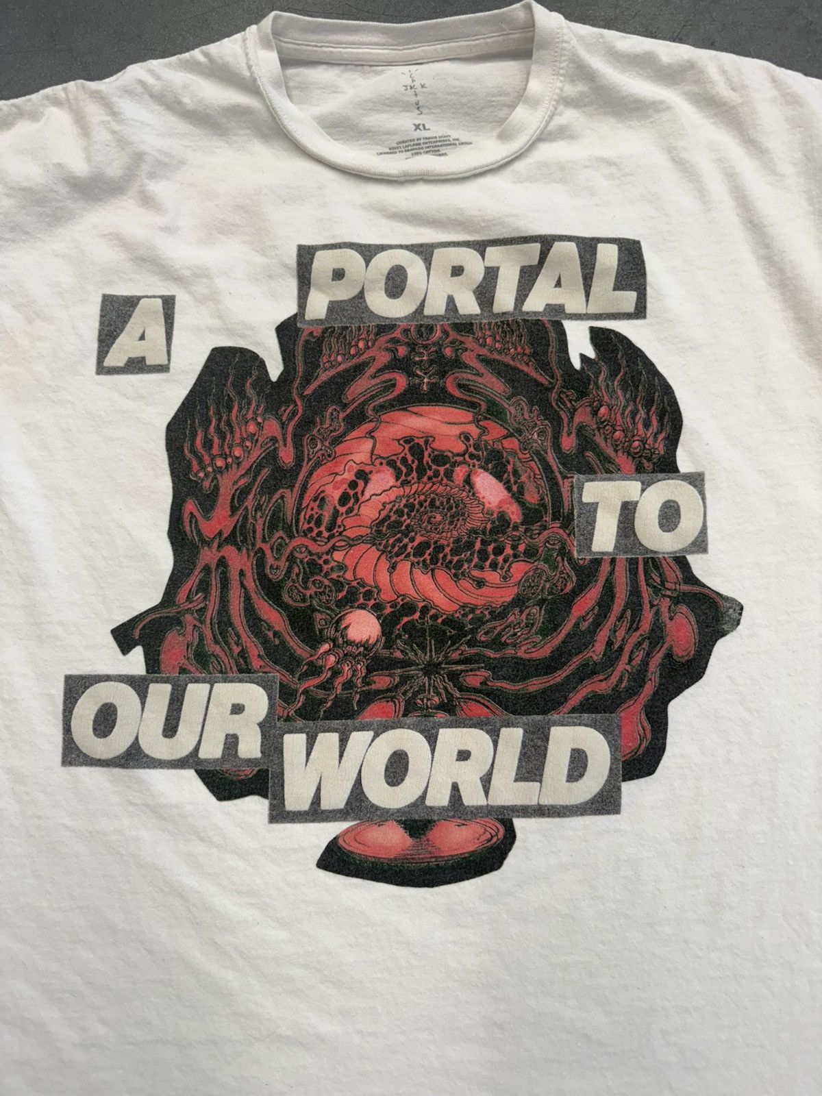 Travis Scott Travis Scott A Portal To Our World Rolling Loud Tee Size US XL / EU 56 / 4 - 2 Thumbnail