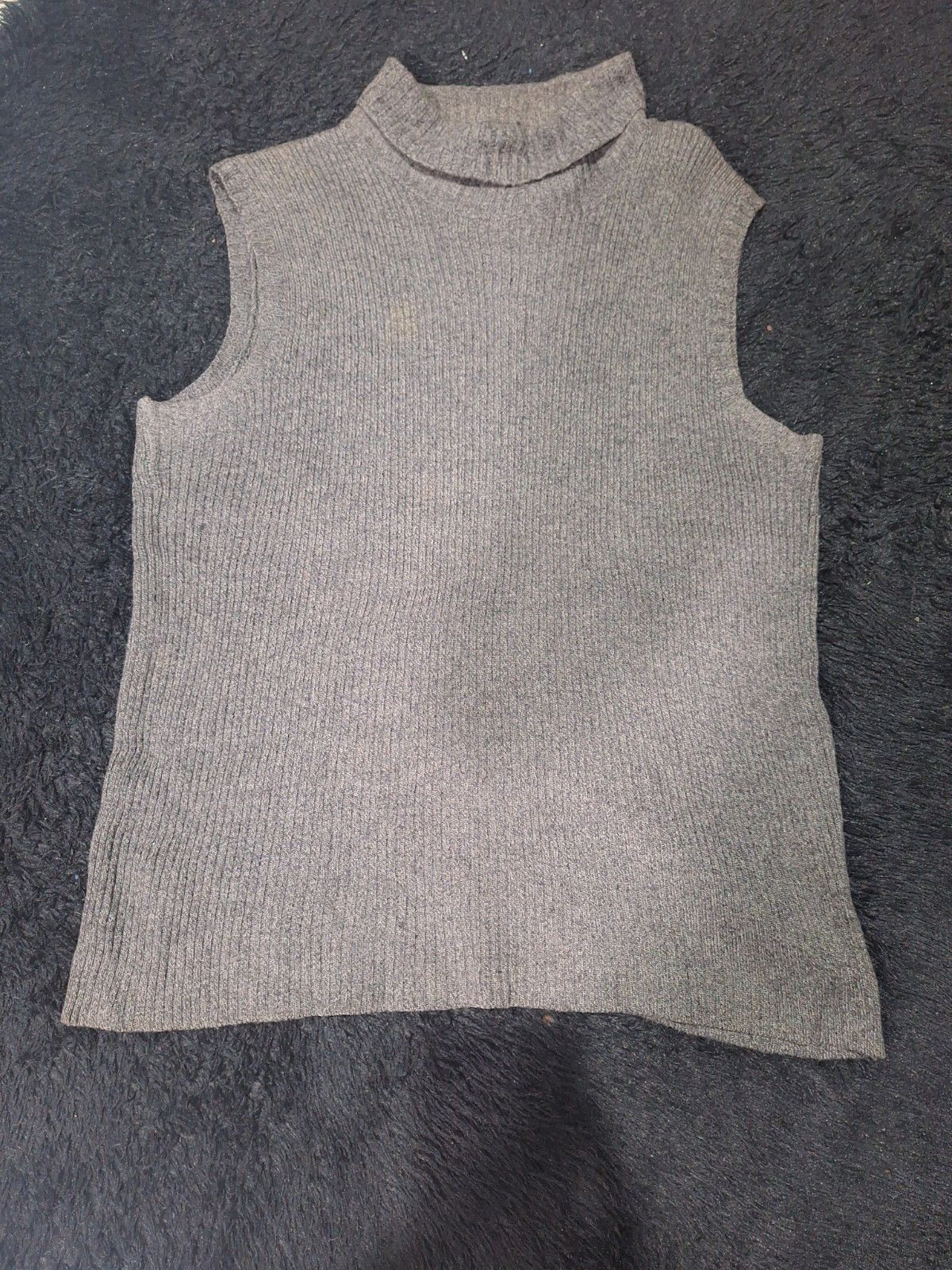 agnes b. Agnes B turtle neck nonsleeves blouse Size M / US 6-8 / IT 42-44 - 1 Thumbnail