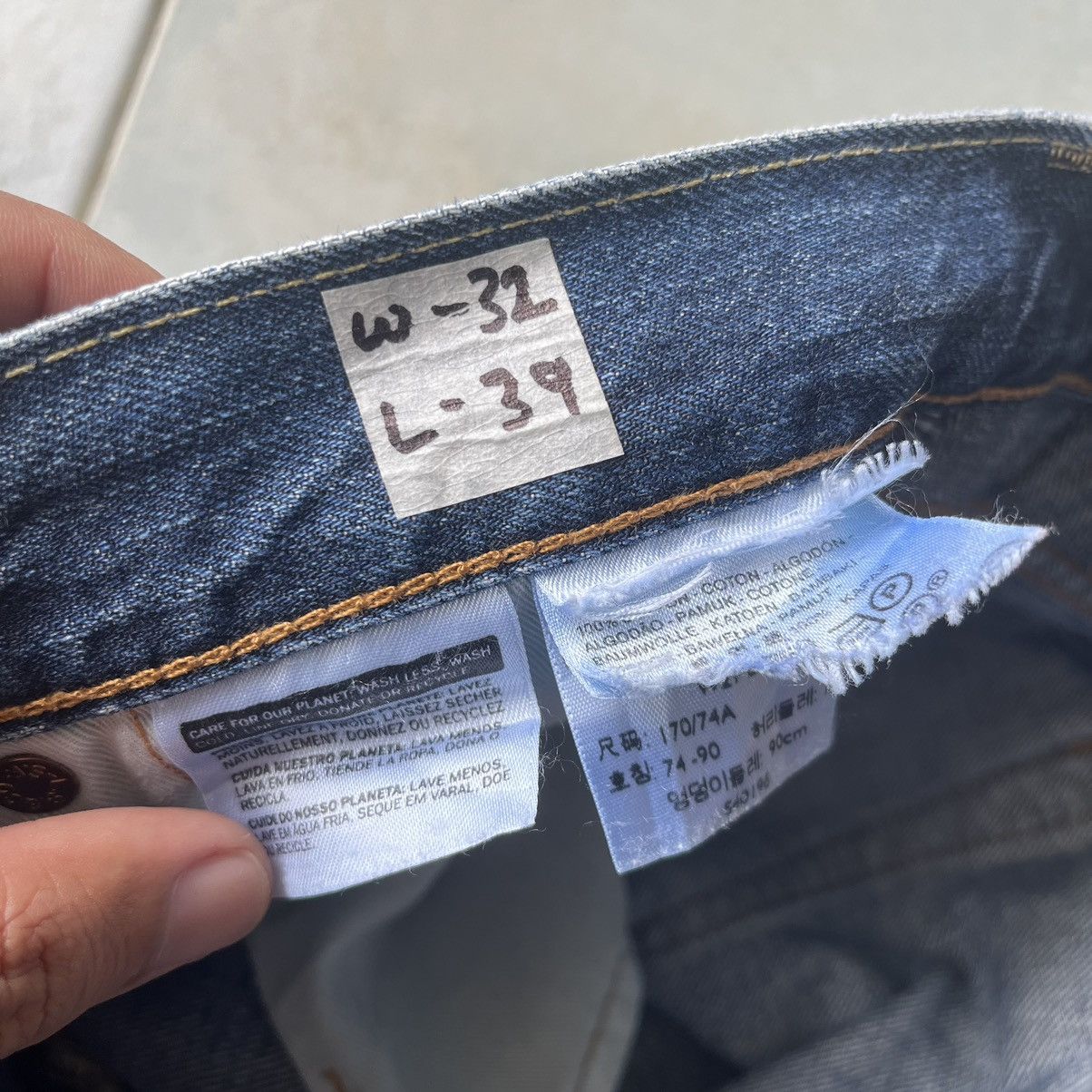 Levi's × Levi's Vintage Clothing Levis 503 small e faded blue jeans Size US 32 / EU 48 - 12 Thumbnail