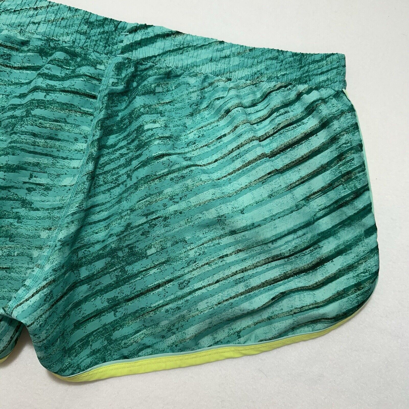 Under Armour Under Armour XL Fitted Running Shorts Teal Athletic 3 Inseam Size 38" / US 16 / IT 52 - 7 Thumbnail