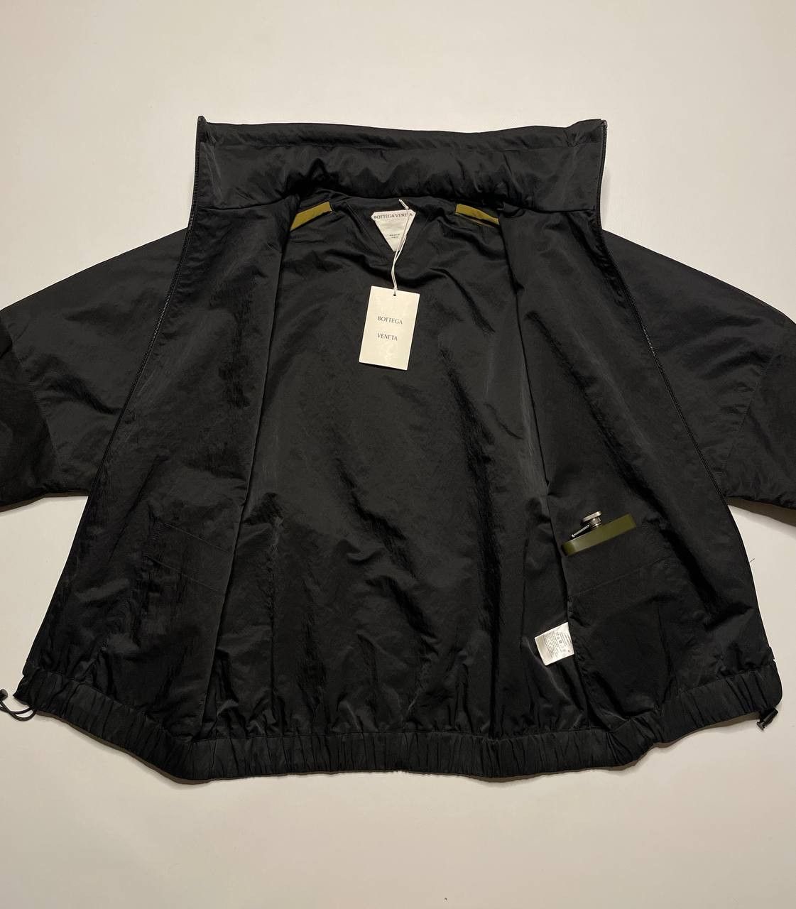 Bottega Veneta Bottega Veneta Nylon Tech Light Jacket NWT M Size US M / EU 48-50 / 2 - 5 Thumbnail