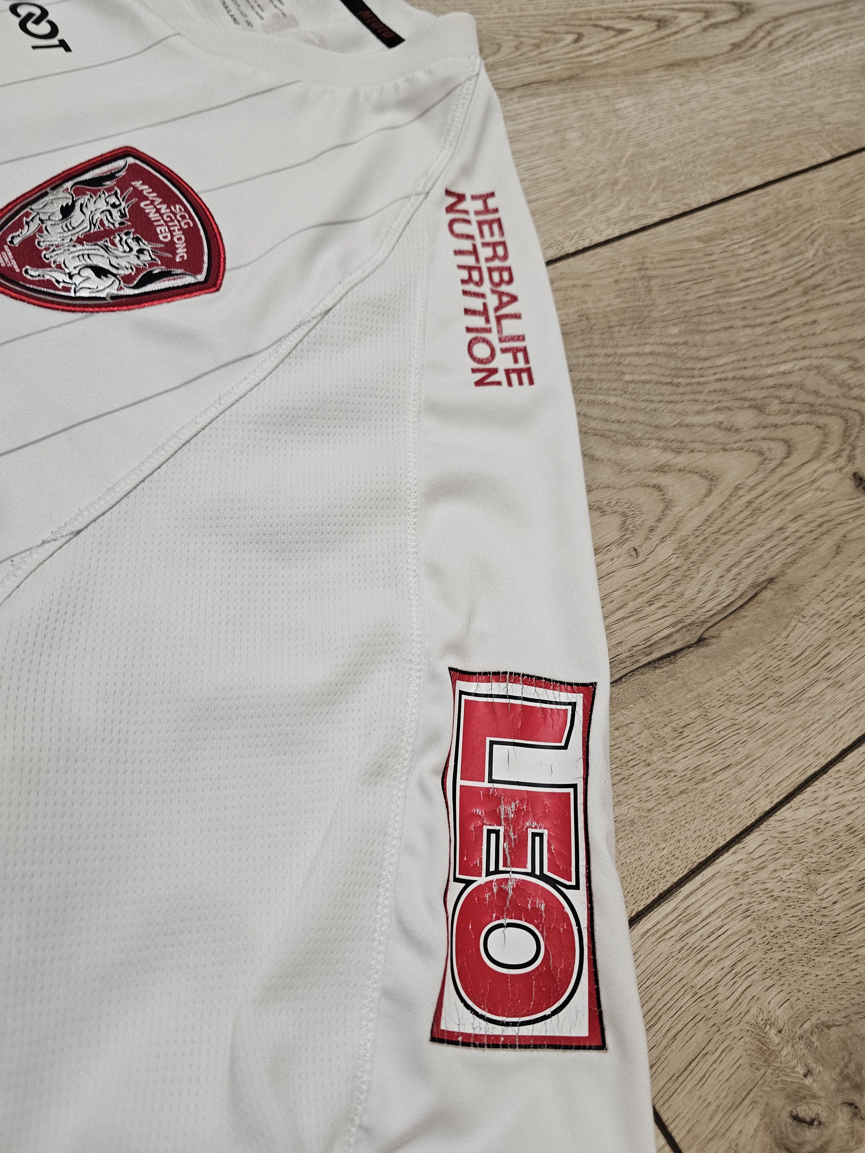 Other MUANGTHONG UNITED 2020 FOOTBALL SHIRT THAILAND SOCCER JERSEY Size US XL / EU 56 / 4 - 8 Thumbnail
