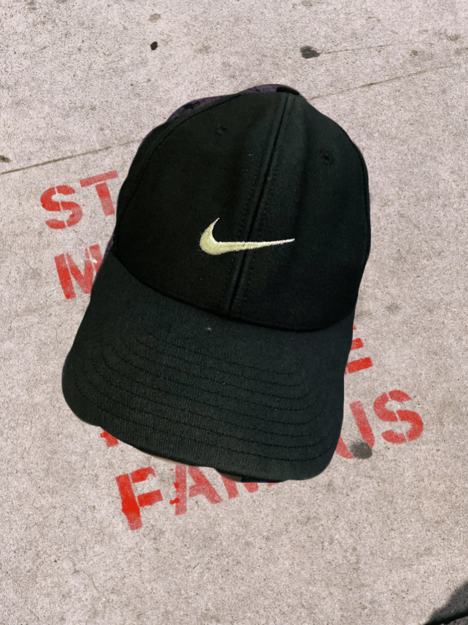 Nike NIKE Baseball Cap Hat Black Embroidered Logo Size ONE SIZE - 1 Thumbnail