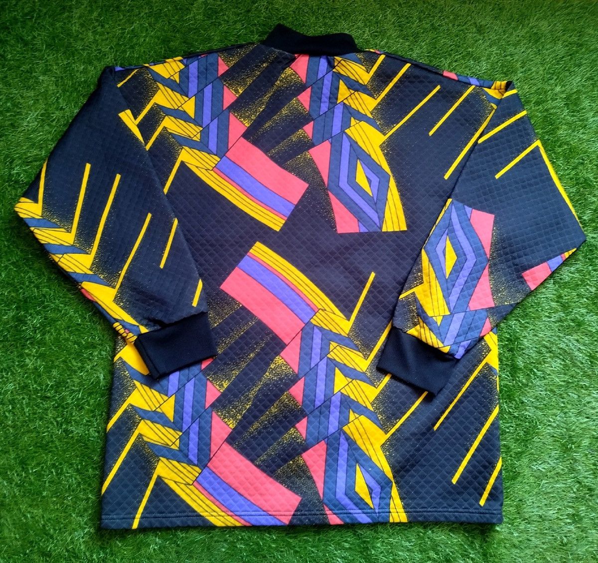 Umbro Umbro 1990's vintage goalkeeper shirt jersey template Size US L / EU 52-54 / 3 - 2 Thumbnail