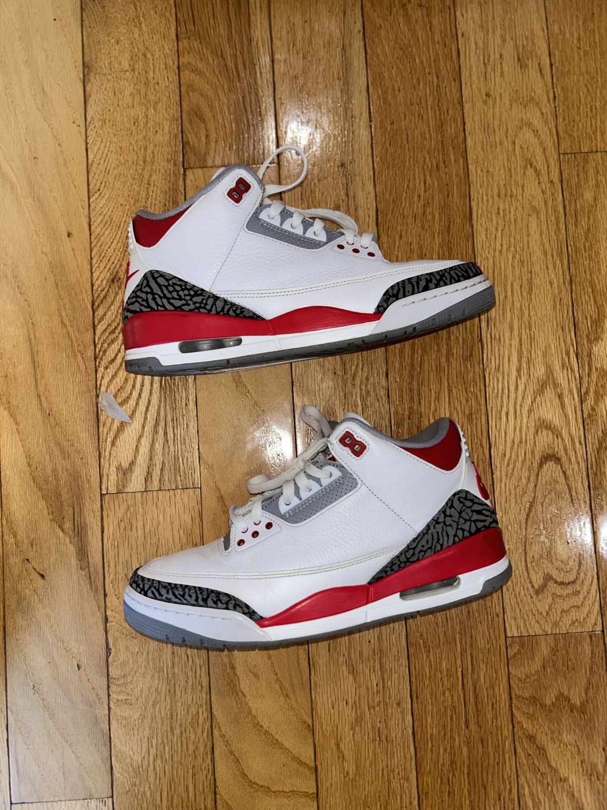 Jordan Brand Air Jordan 3 Fire Red Size US 9 / EU 42 - 2 Thumbnail