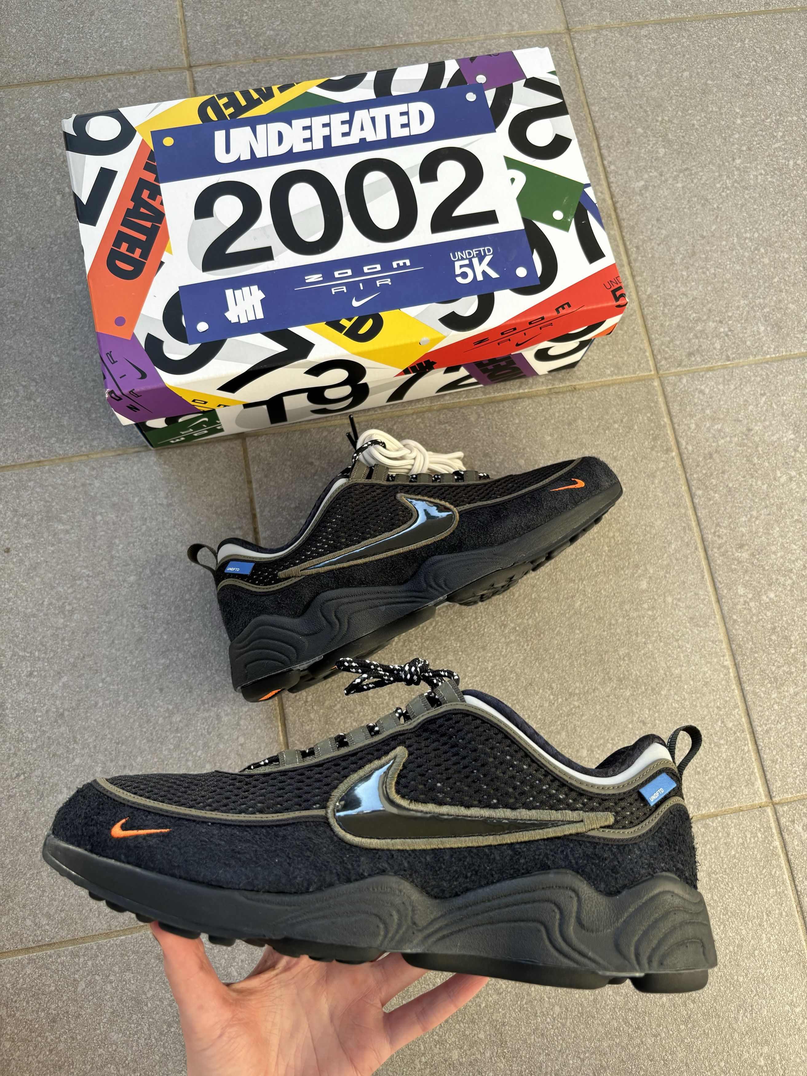 Nike × Undefeated NIKE X UNDEFEATED AIR ZOOM SPIRIDON CARGOKHAKI / BLACK Size US 9.5 / EU 42-43 - 8 Thumbnail