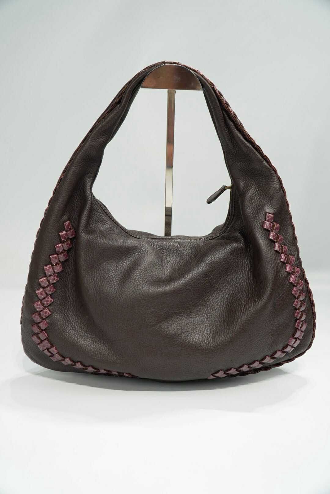 Bottega Veneta Bottega Veneta Brown Leather Hobo Bag Woven Design Size ONE SIZE - 1 Thumbnail
