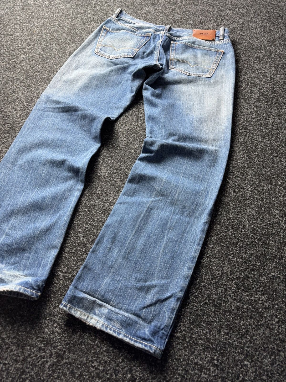 Hugo Boss Vintage 90s Y2K BOSS Orange Distressed Button Fly Jeans Size US 35 - 13 Thumbnail