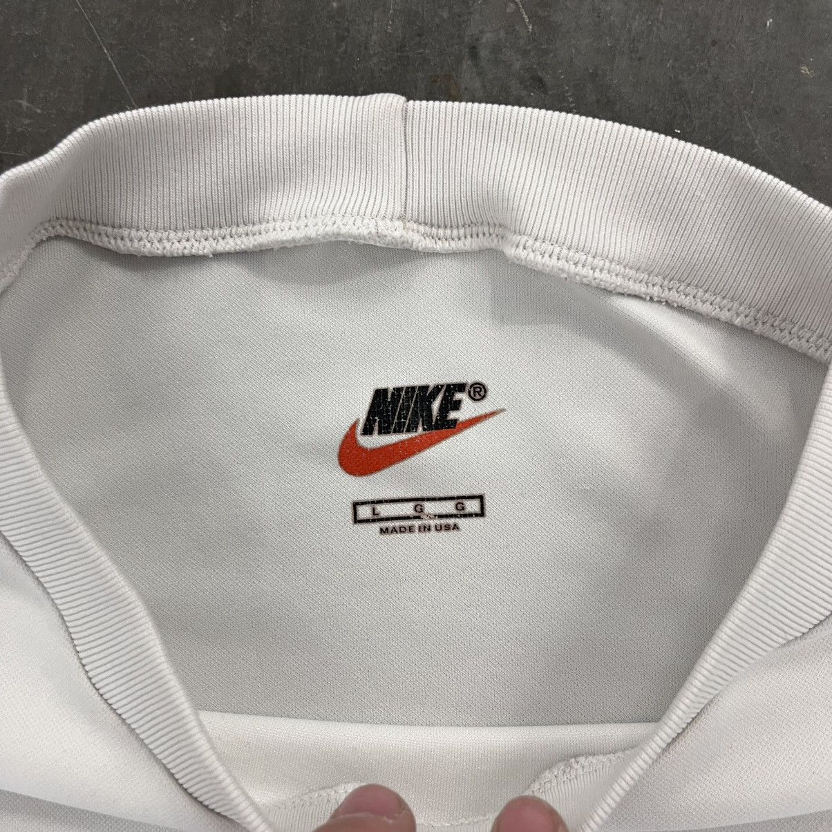 Nike × Vintage Vintage Nike made in USA dri fit polyester workout shirt L Size US L / EU 52-54 / 3 - 2 Thumbnail