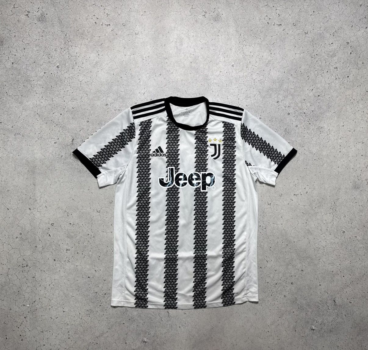 Adidas Adidas FC Juventus 2022/2023 Paul Pogba #10 Soccer Jersey Size US M / EU 48-50 / 2 - 1 Thumbnail