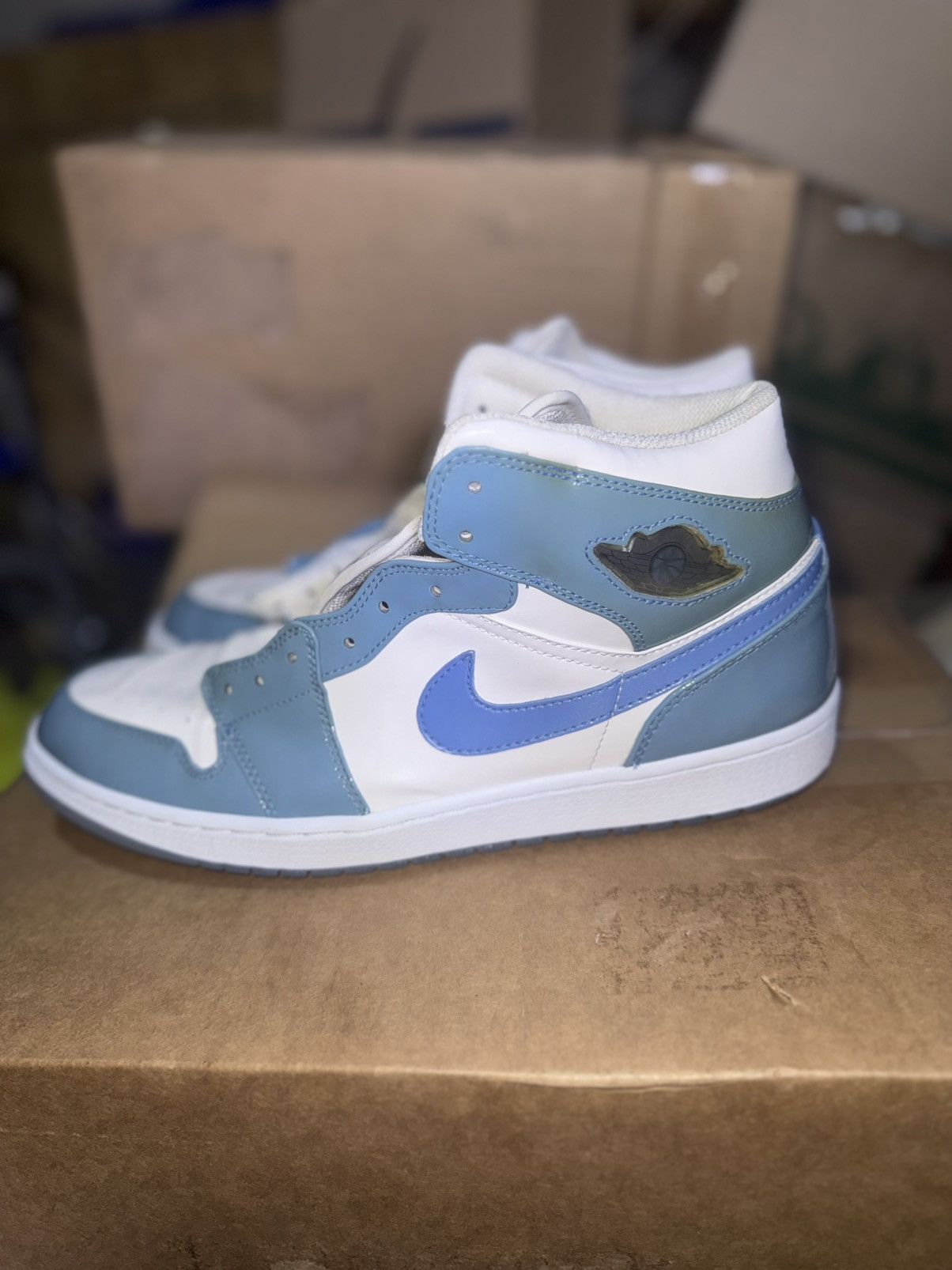 Jordan Brand Jordan 1 Retro UNC Patent Size US 12 / EU 45 - 3 Thumbnail