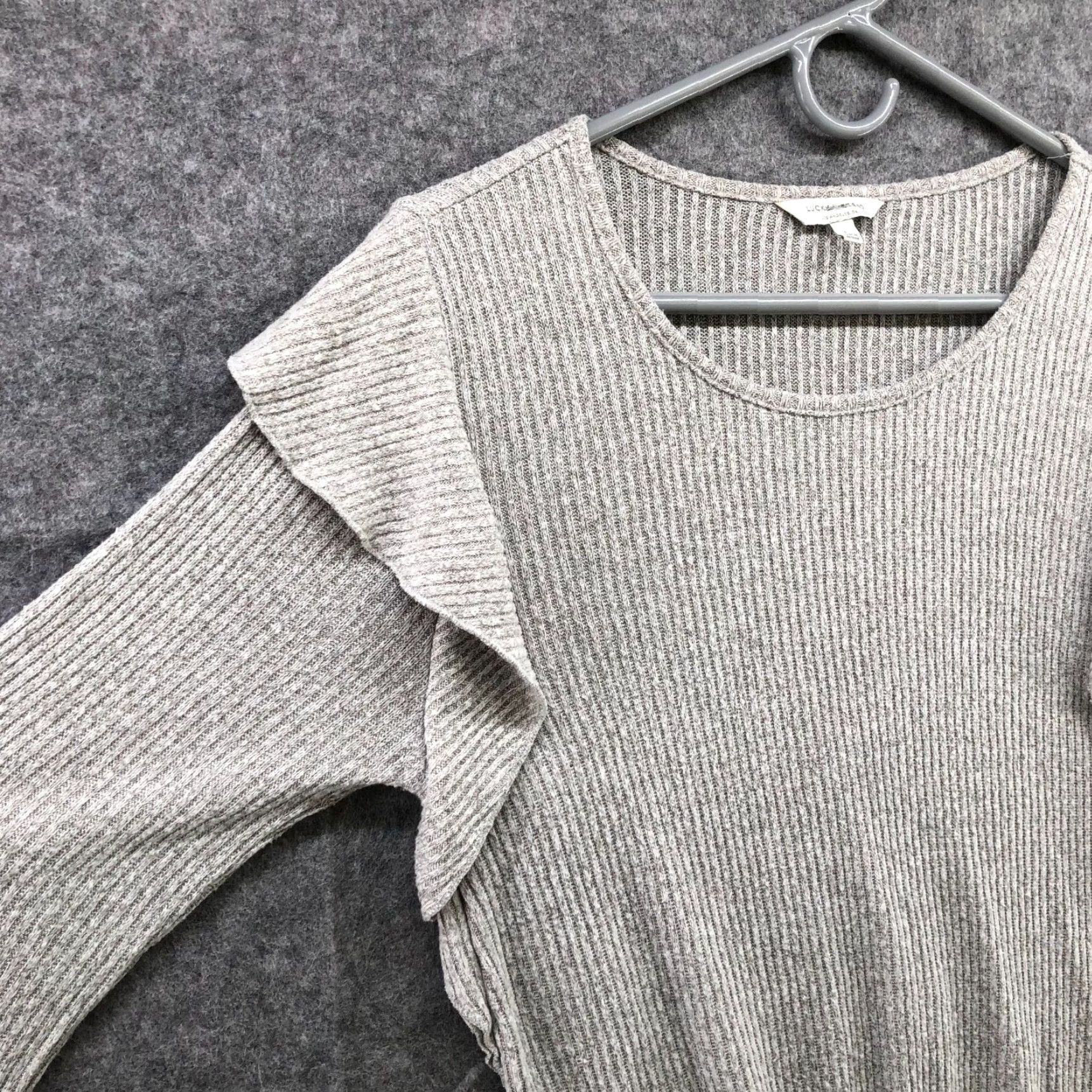Lucky Brand Lucky Brand T Shirt Womens L Long Sleeve Ribbed Ruffle Gray Crewneck Knit Polyester Viscose Casual Basic US Size Large Size L / US 10 / IT 46 - 5 Thumbnail