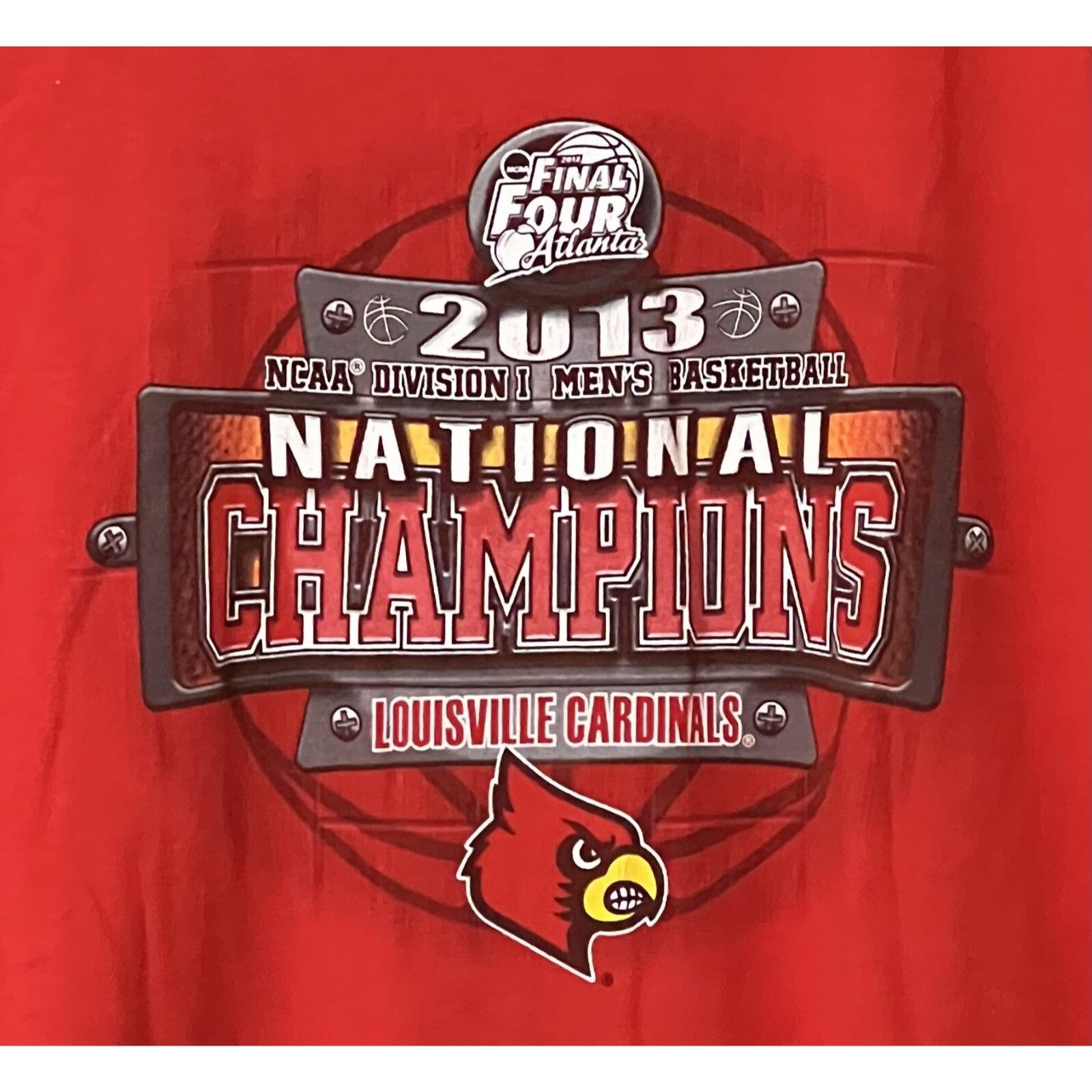 Gildan 2013 NCAA Louisville Cardinals T-Shirt Unisex Size XL Basket Size US XL / EU 56 / 4 - 2 Thumbnail