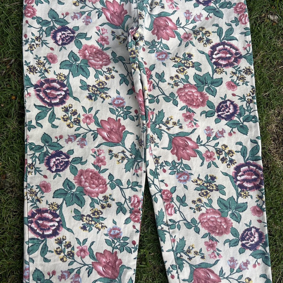 Japanese Brand “VINTAGE” FULL PRINT FLORAL DENIM JEANS STATEMENT PIECE Size US 28 / EU 44 - 4 Thumbnail
