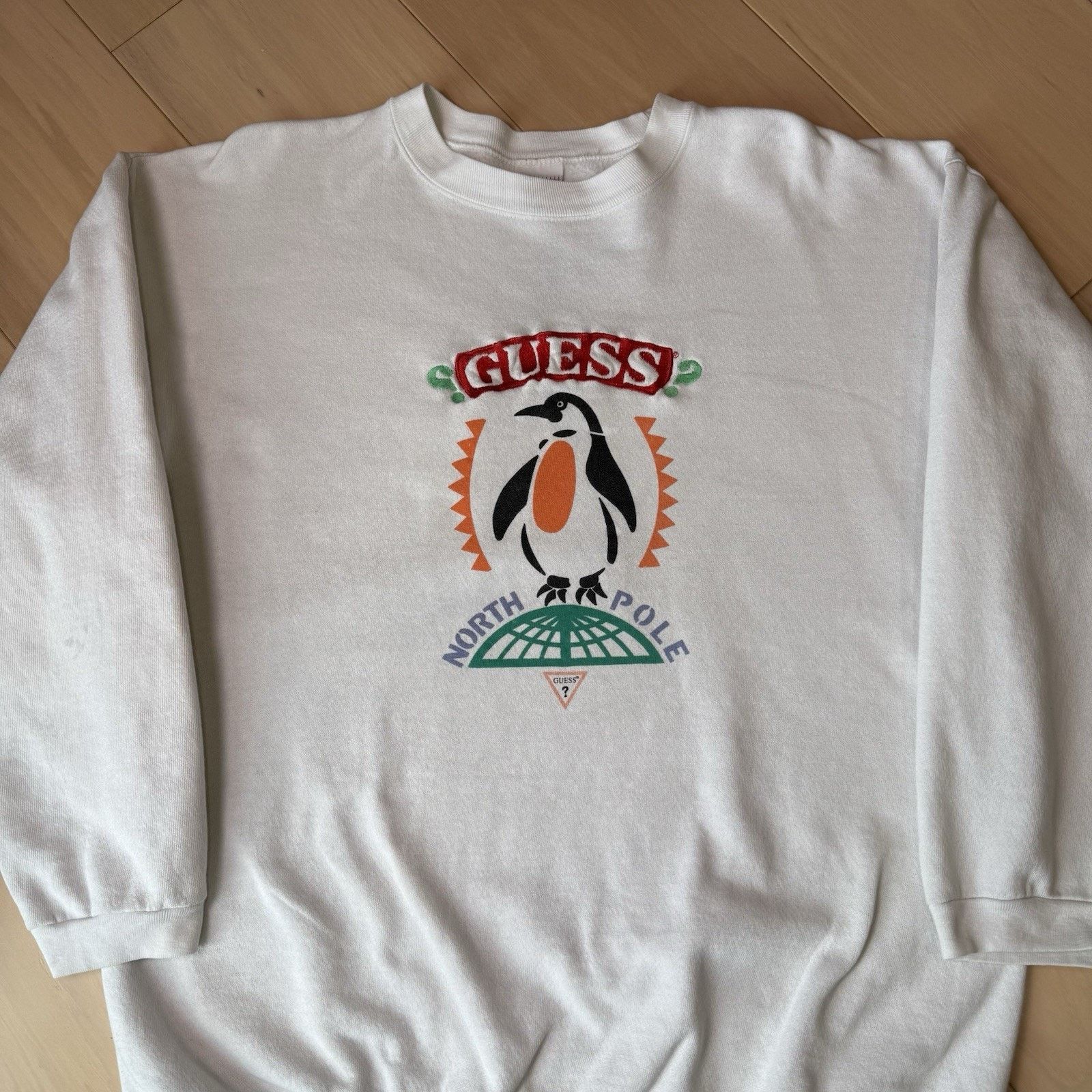 Guess Vintage Guess North Pole Sweatshirt White 90s Made in USA Size US L / EU 52-54 / 3 - 4 Thumbnail