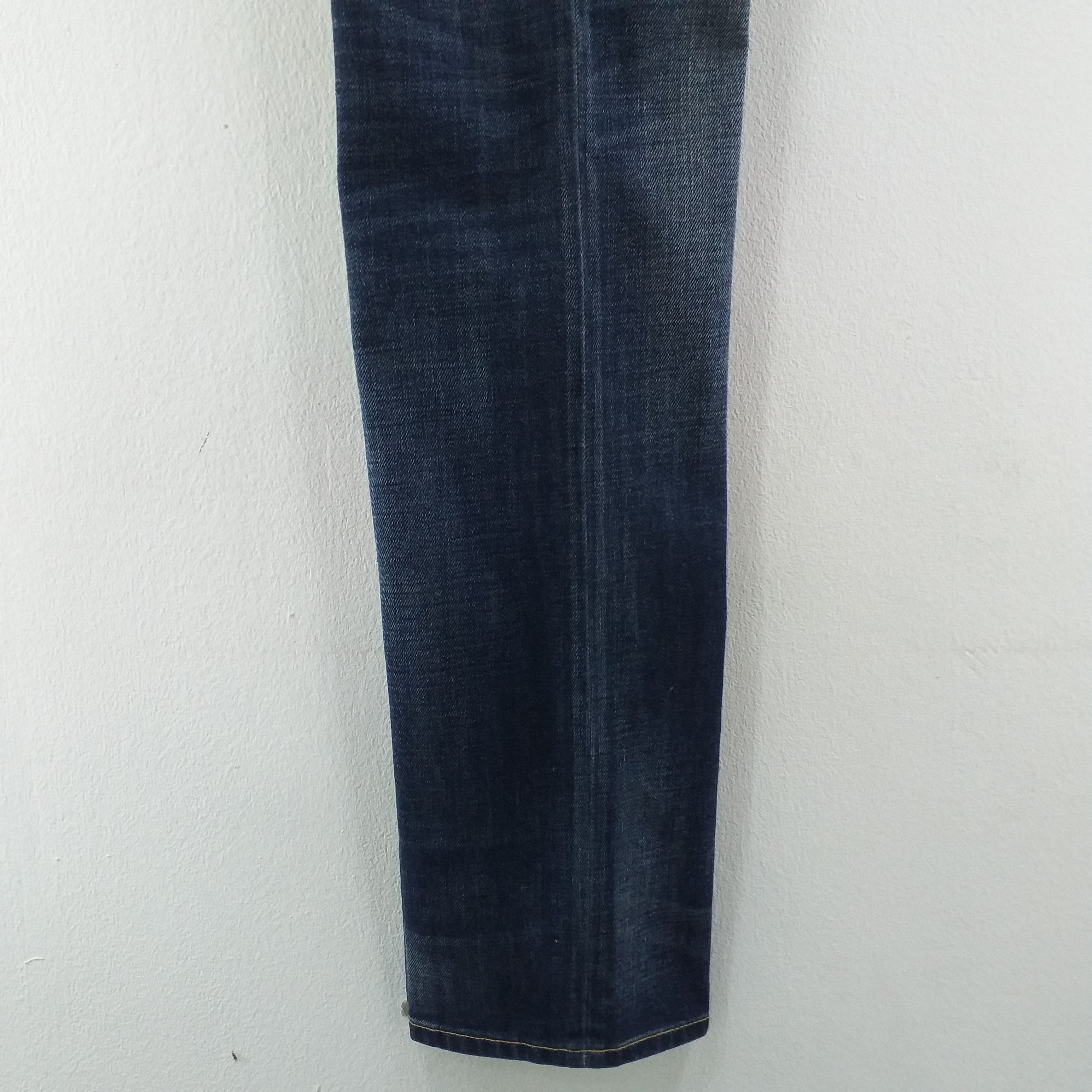Japanese Brand Uniqlo Japanese Brand Distressed Denim 29x34 -JN025 Size US 29 - 12 Thumbnail