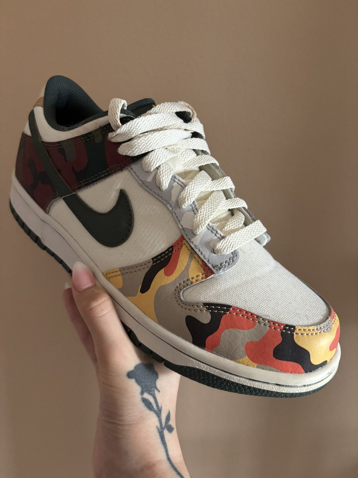 Nike Nike Dunk Low SE GS 'Sail Multi-Camo' Size US 6.5 / EU 39-40 - 2 Thumbnail
