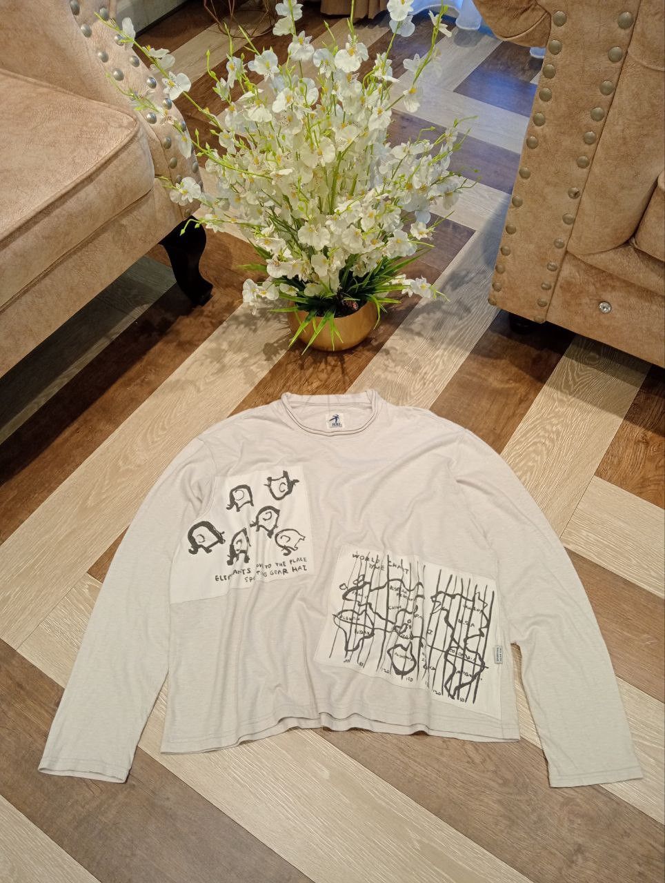 VINTAGE HAI SPORTING GEAR OVERSIZED L/S TSHIRT